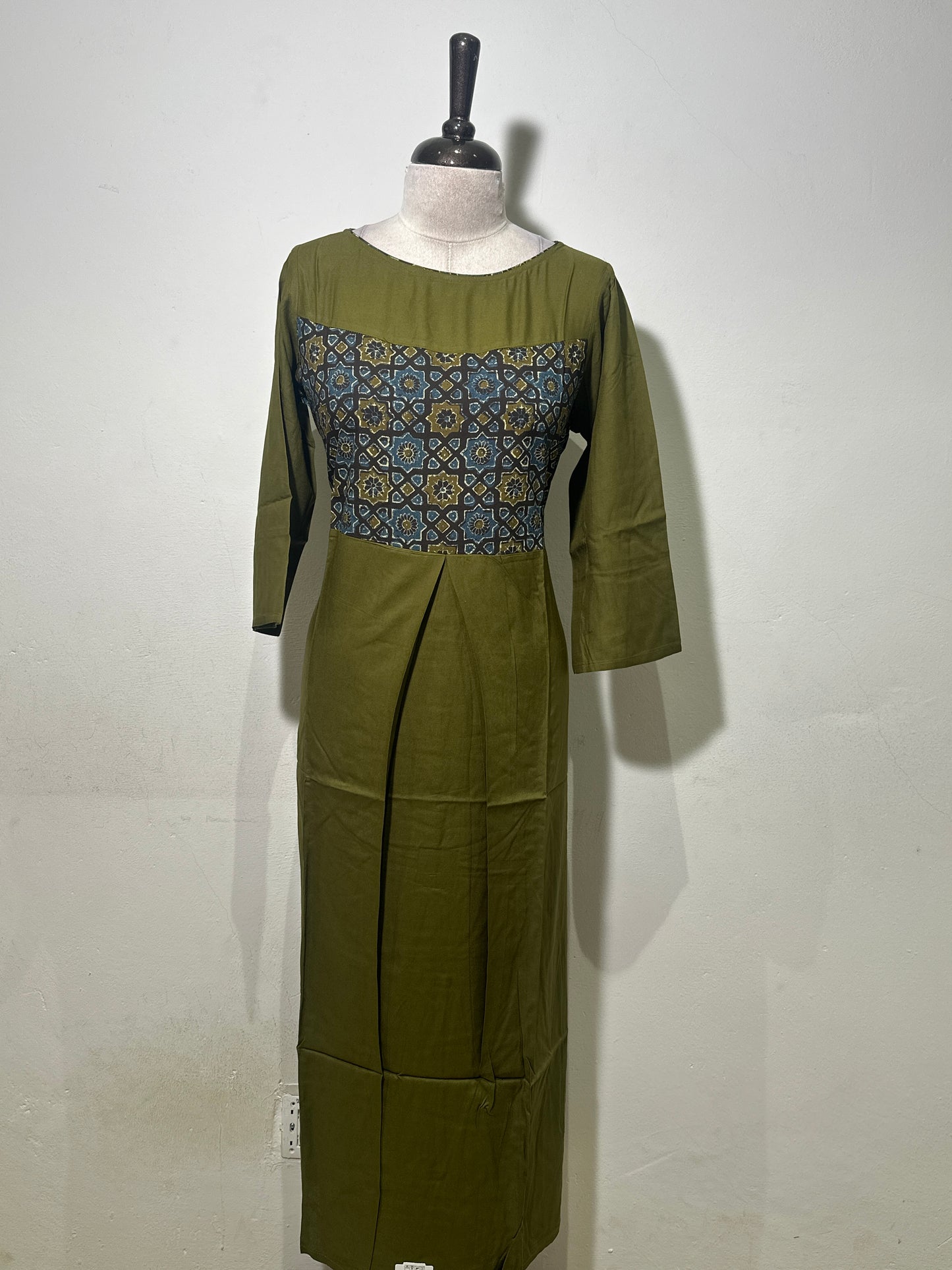 OFFER SALES TOP'S - IHA 35190
