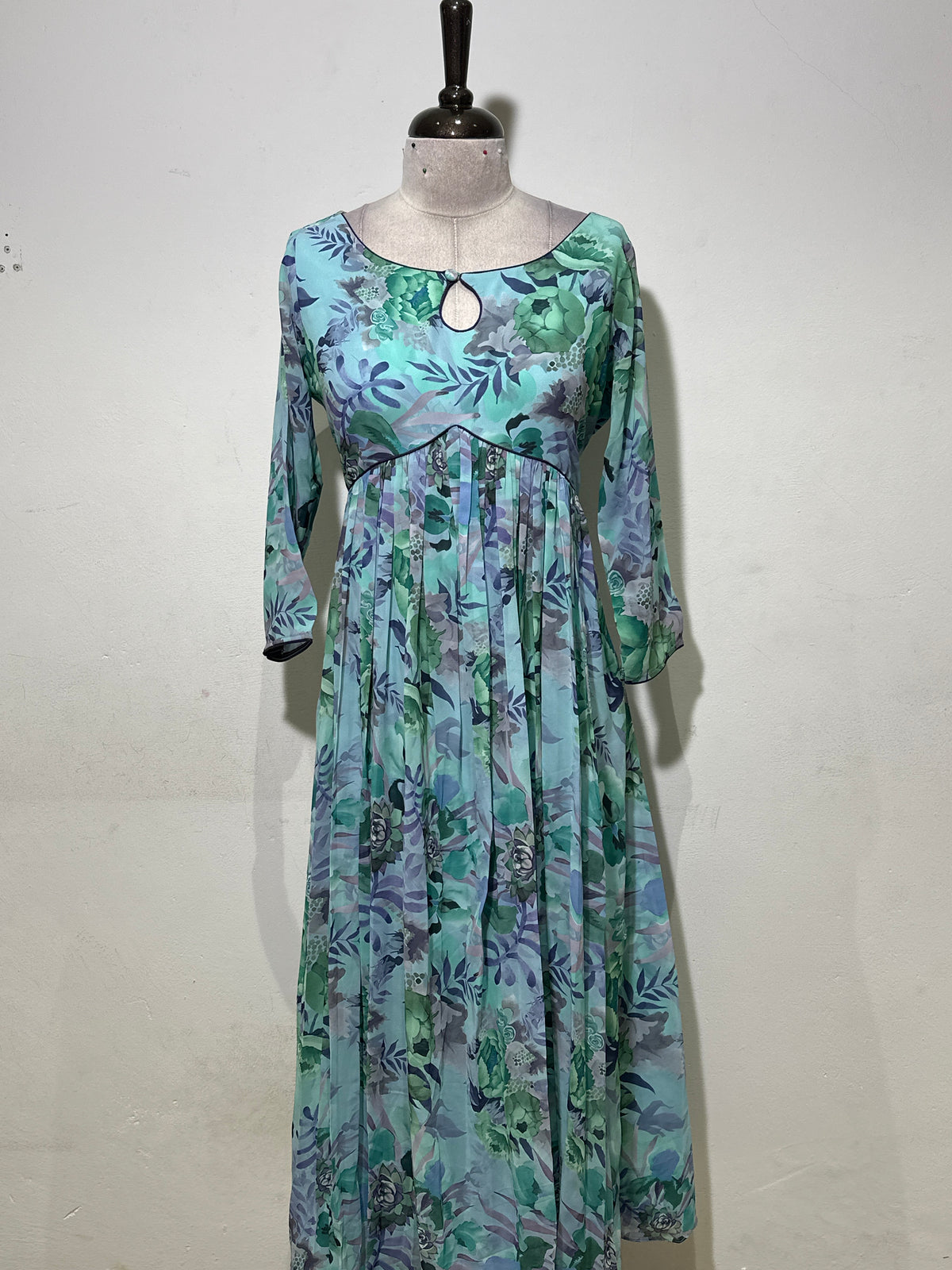 OFFER SALES TOP'S - IHA 35442