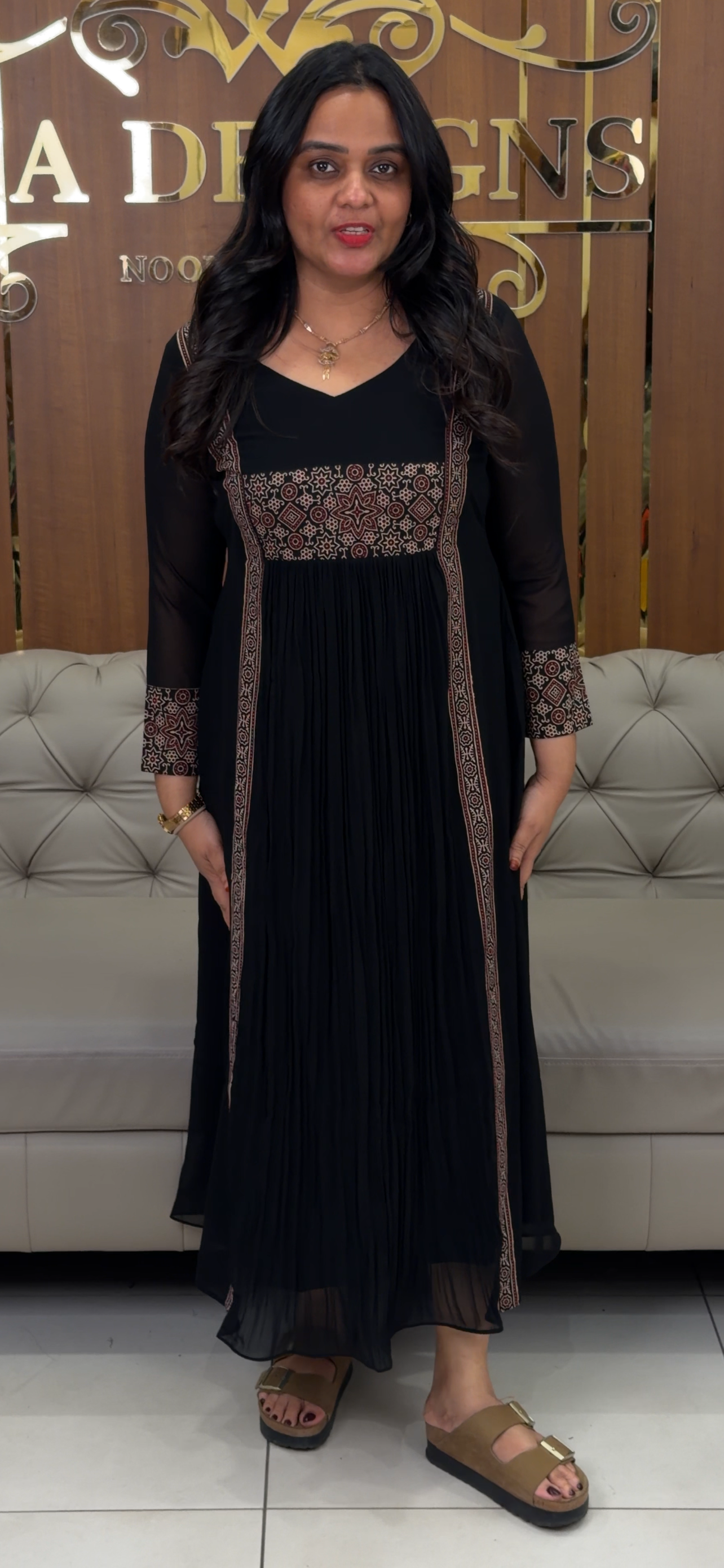 IHA'S IN-HOUSE LONG ALINE TOPS - IHA 32536