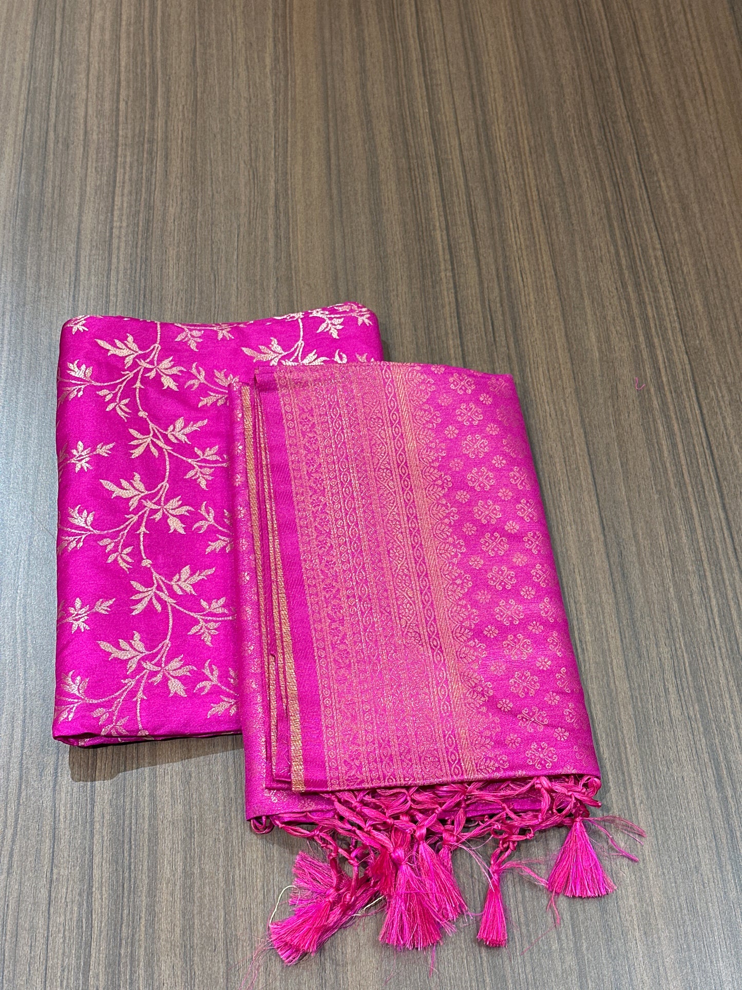 OFFER SALES UNSTITCHED SALWAR SUITS -  IHA 33708
