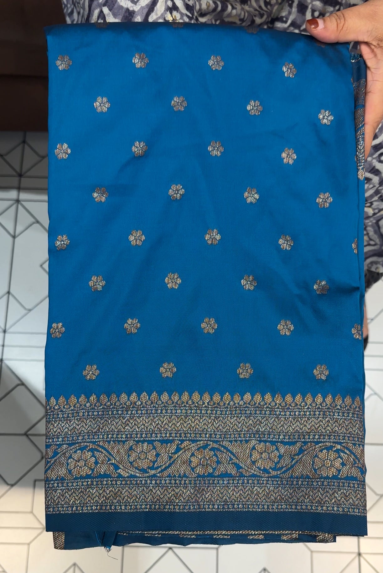 SEMI BANARASI SAREES - IHA 24664