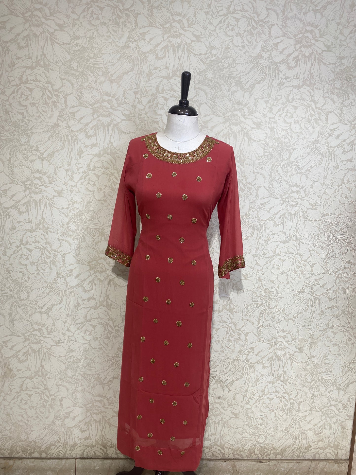 OFFER SALES TOPS COLLECTIONS - IHA 27023