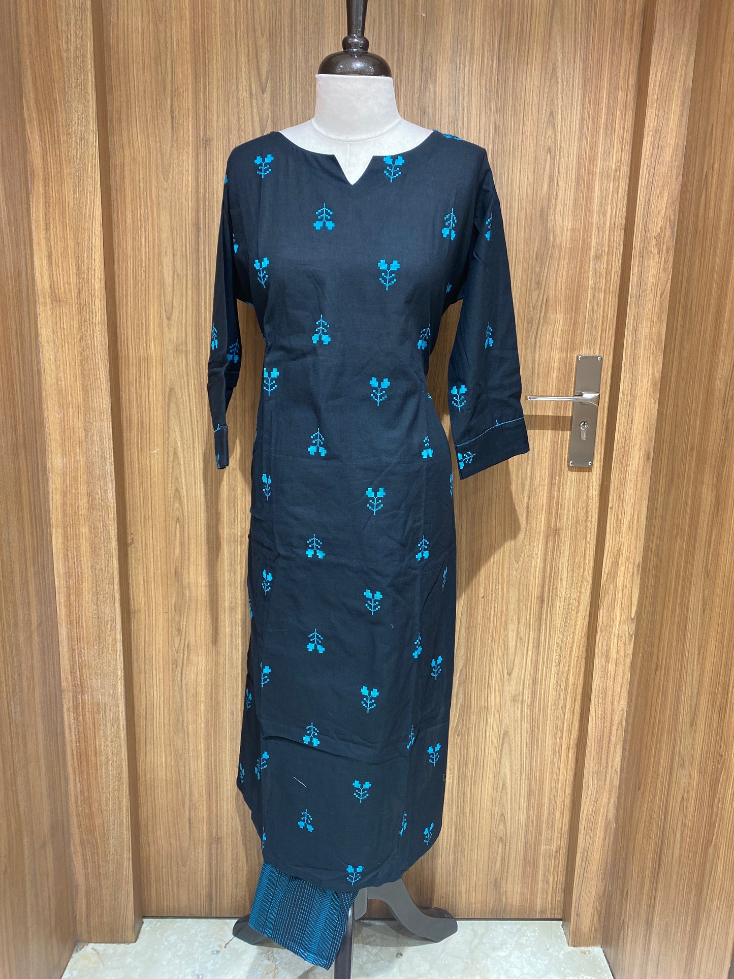 OFFER SALES TOP AND BOTTOM - IHA 27057