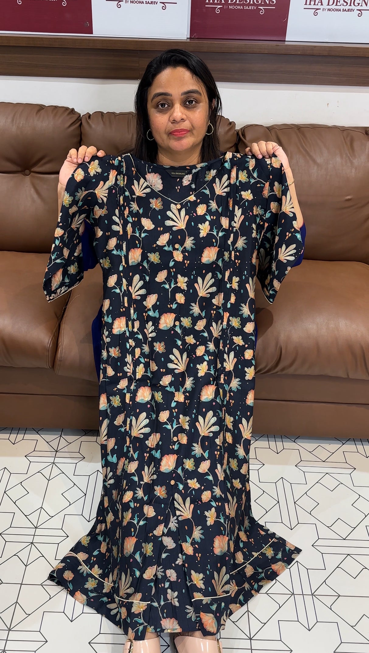 PRINTEED SILK LONG A-LINE TOPS - IHA 27884