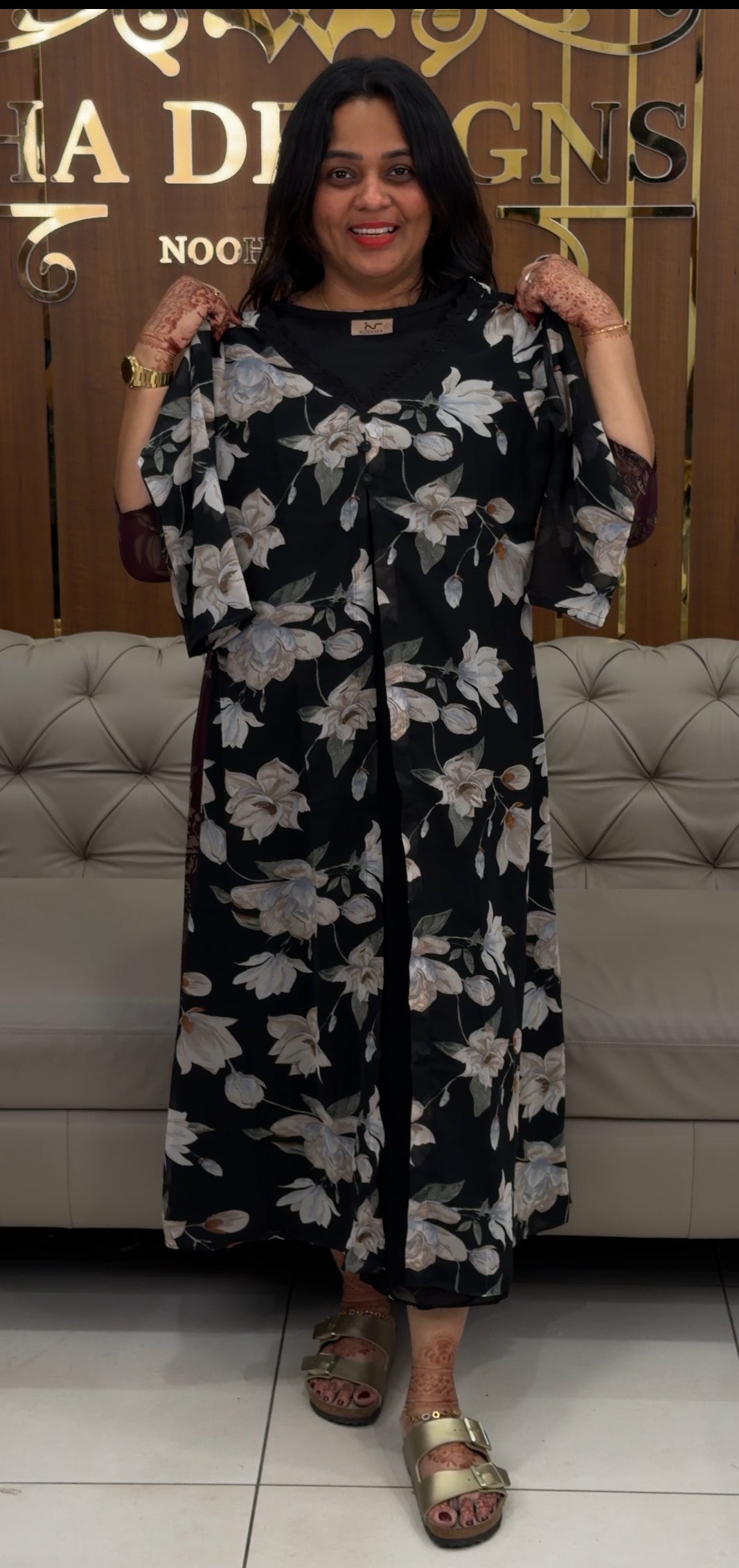 IHA'S IN-HOUSE PRINTED ALINE TOPS - IHA 30028