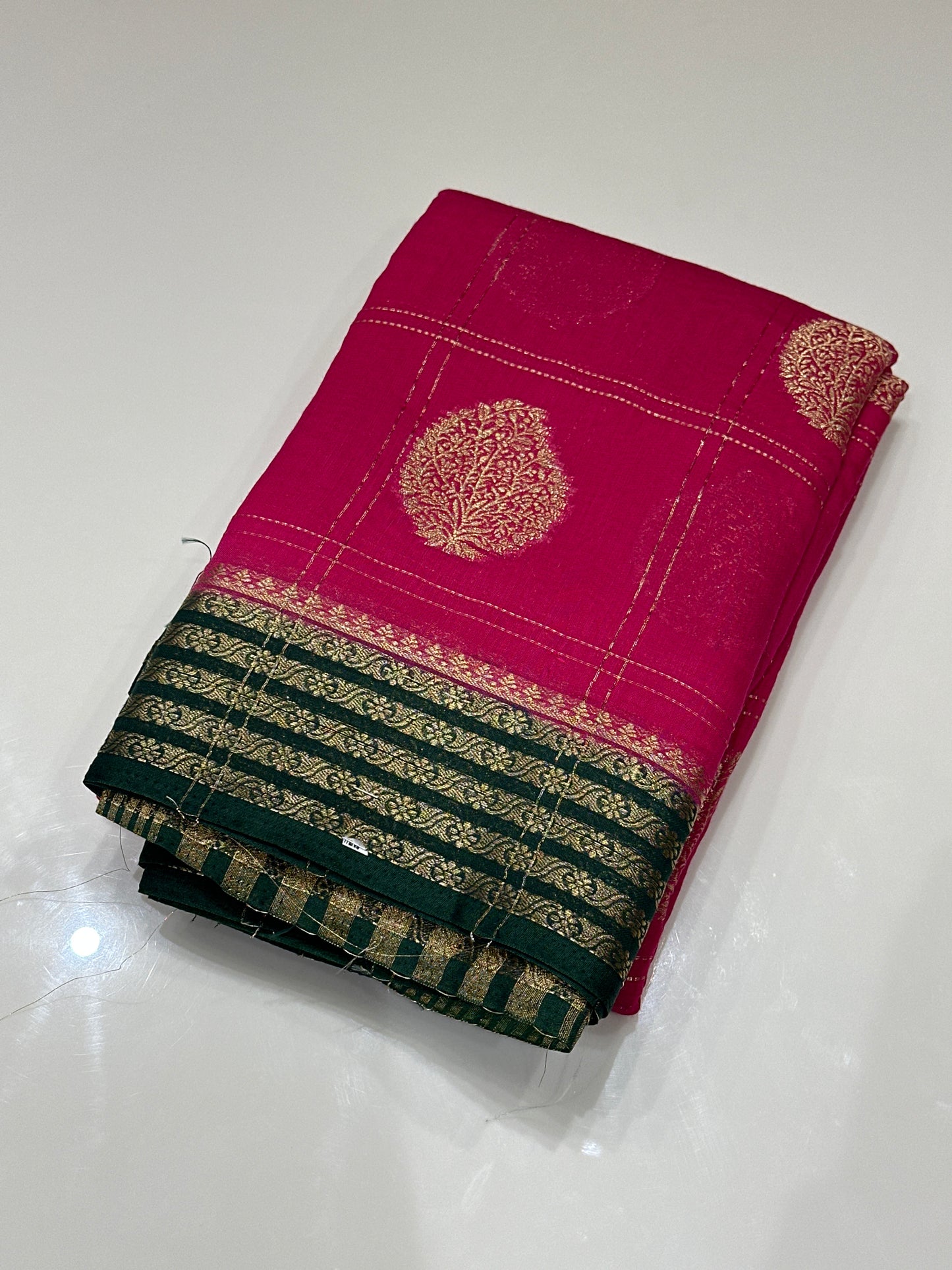 OFFER SALES SAREES - IHA 27137