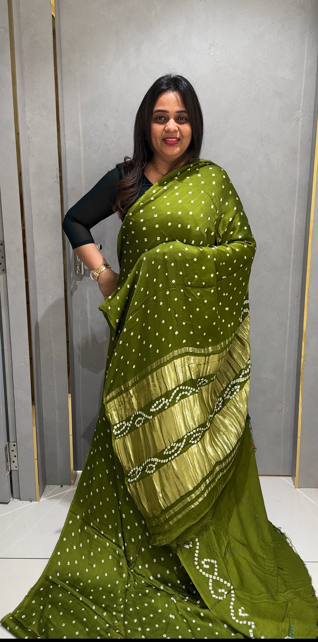 BANDANI SAREES - IHA 24420