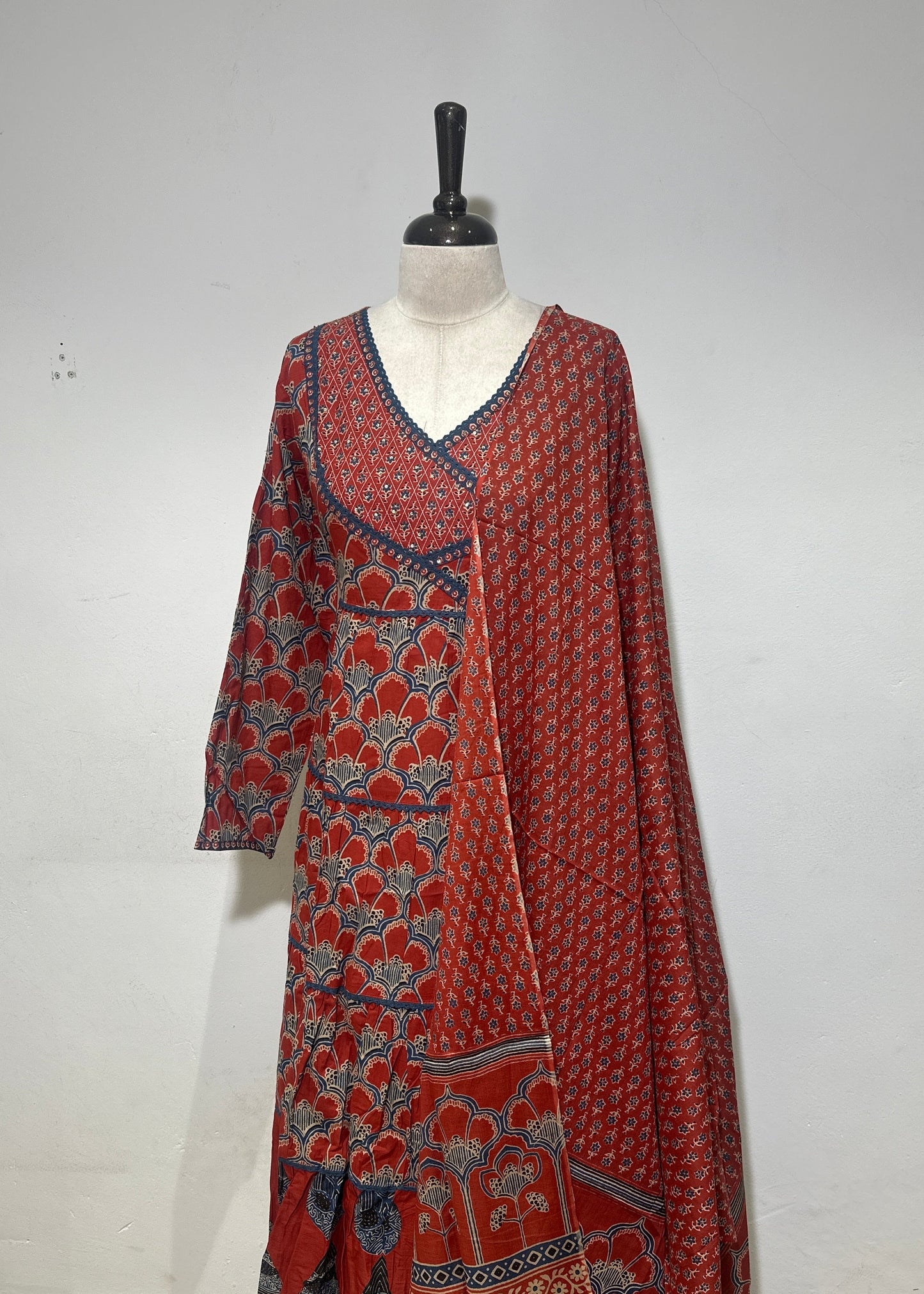 OFFER SALES TOP AND  BOTTOM  -  IHA 34350