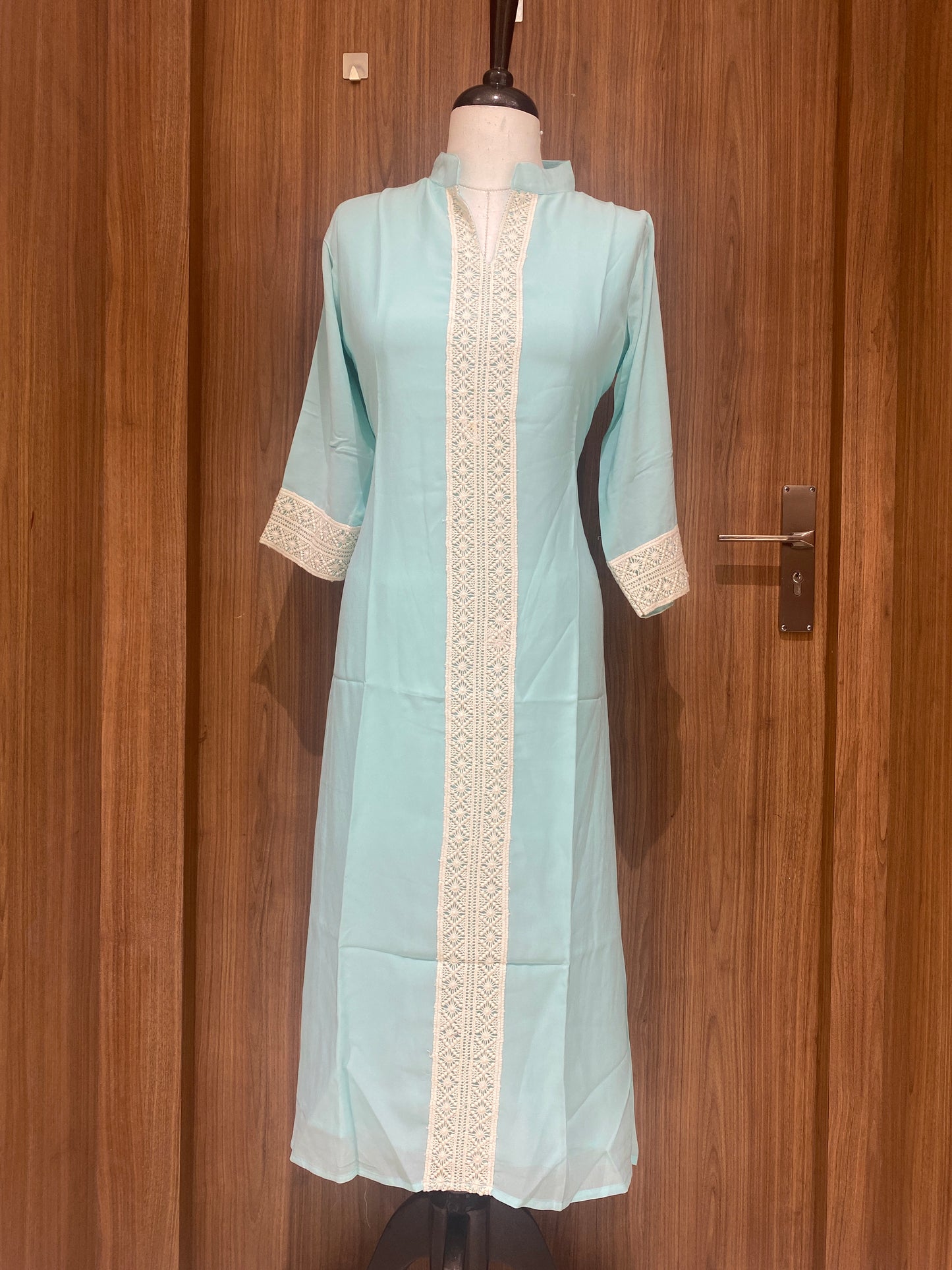 OFFER SALES TOPS COLLECTIONS - IHA 26995