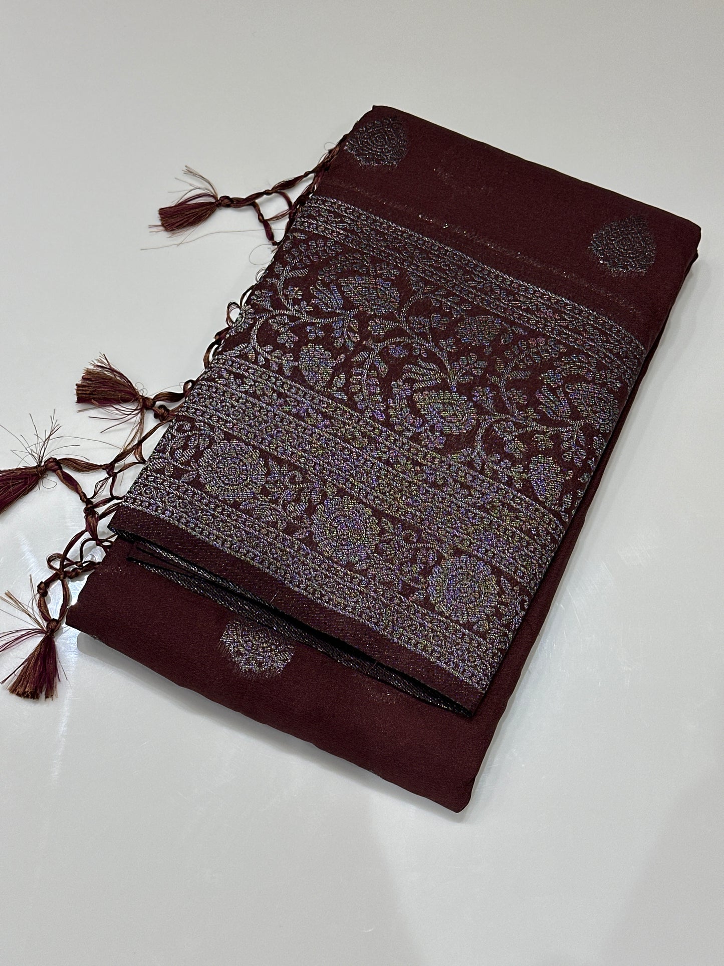 OFFER SALES SAREES - IHA 27131