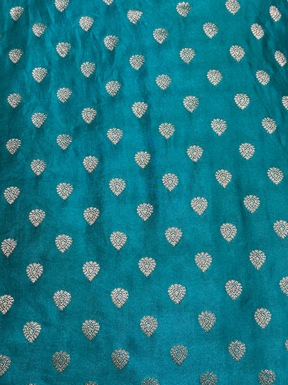 BANARASI RUNNING MATERAIL - IHA 34393