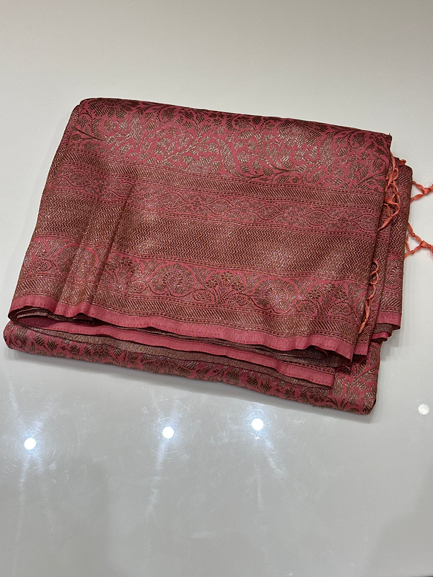 OFFER SALES SAREES - IHA 27131