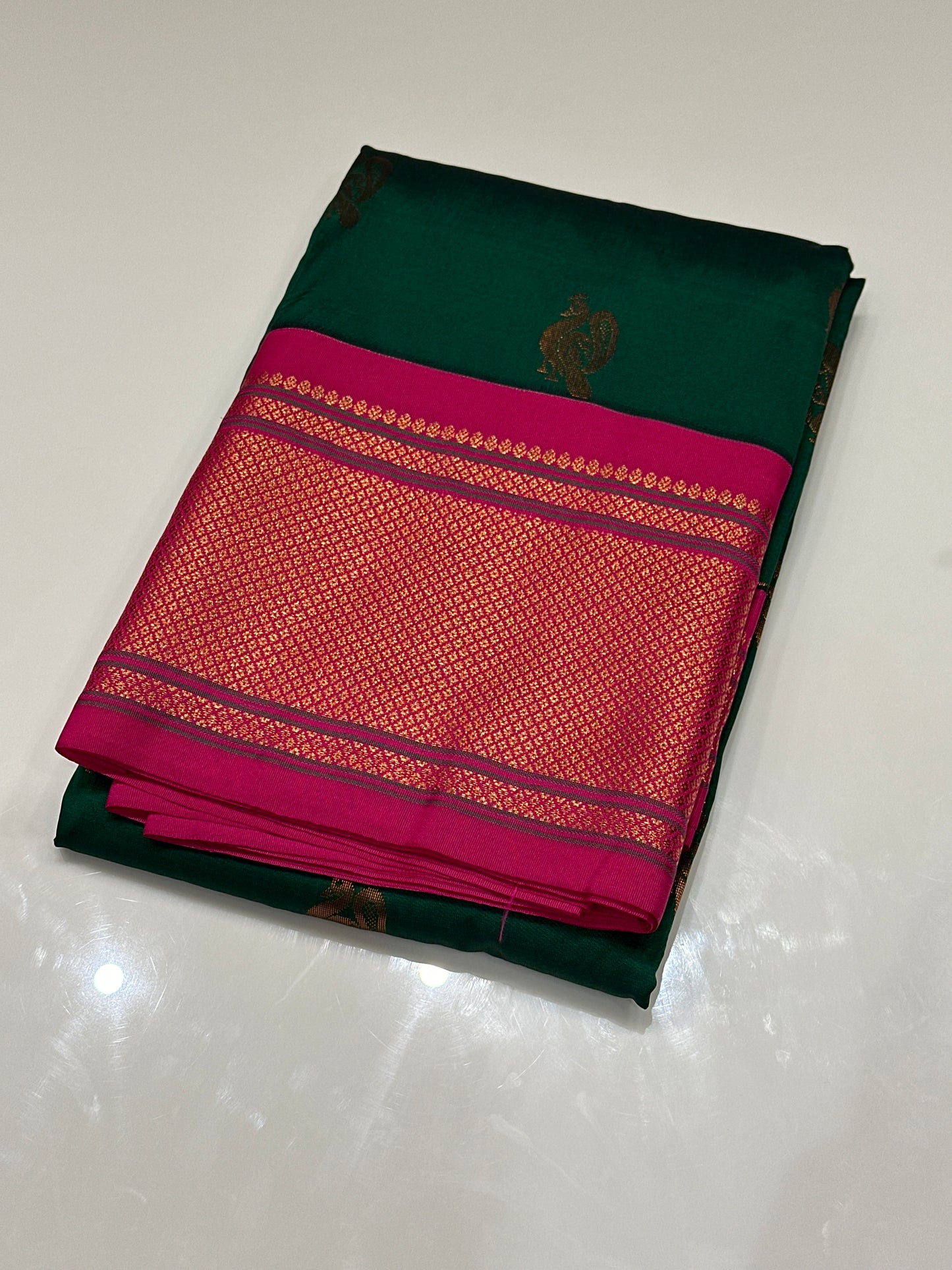 OFFER SALES SAREES - IHA 27178