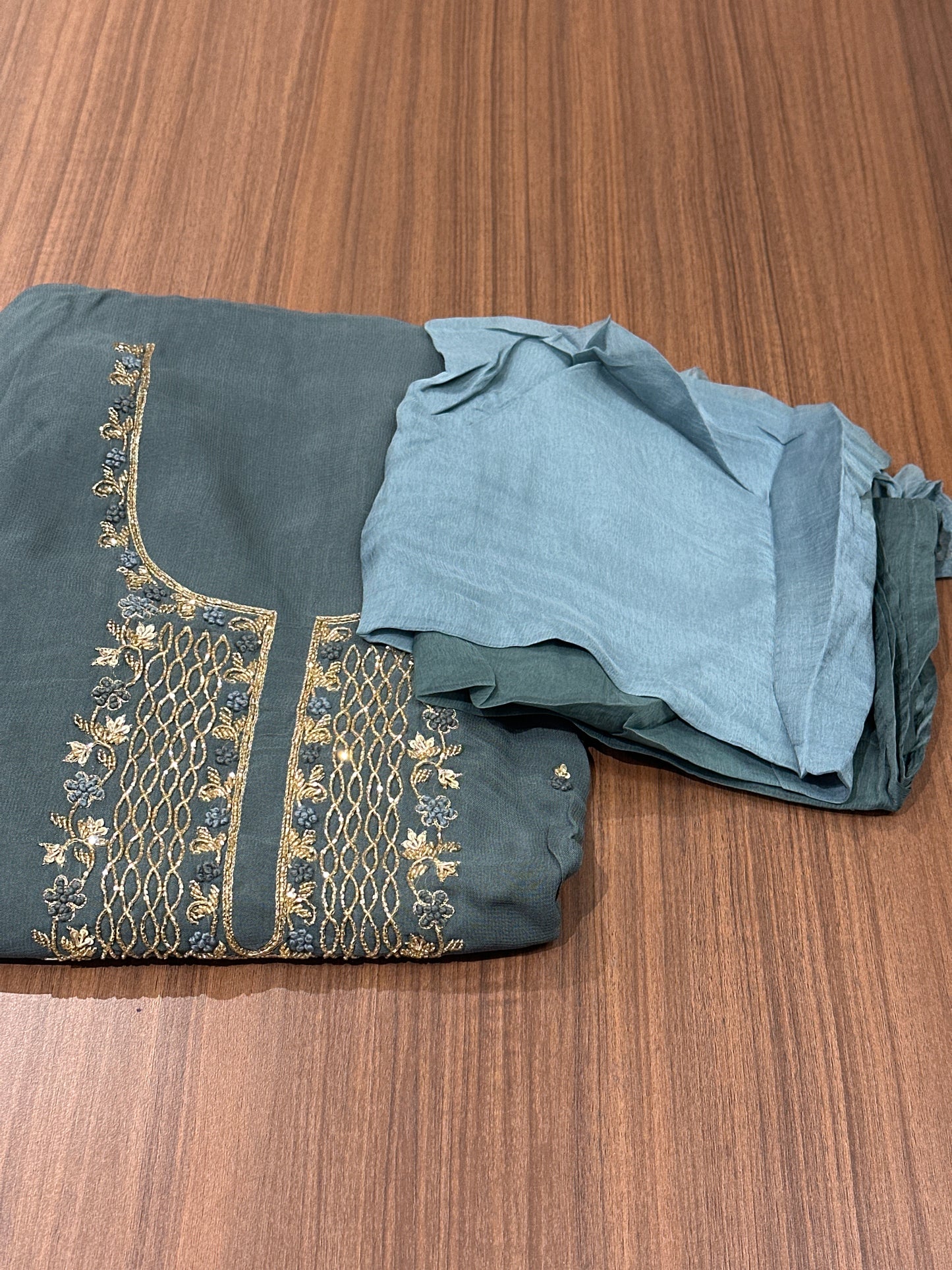OFFER SALES UNSTITCHED SALWAR SUITS -  IHA 33903