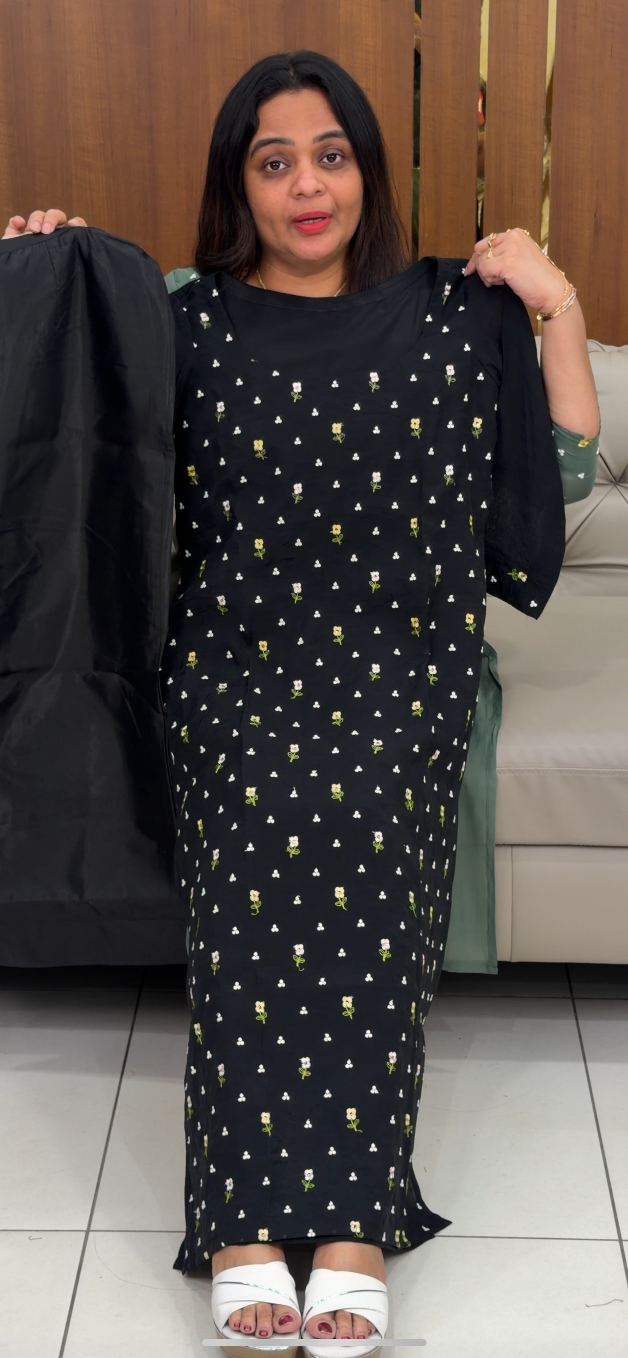 IHA'S IN-HOUSE MUL CHANDERI TOP AND BOTTOM - IHA 31828