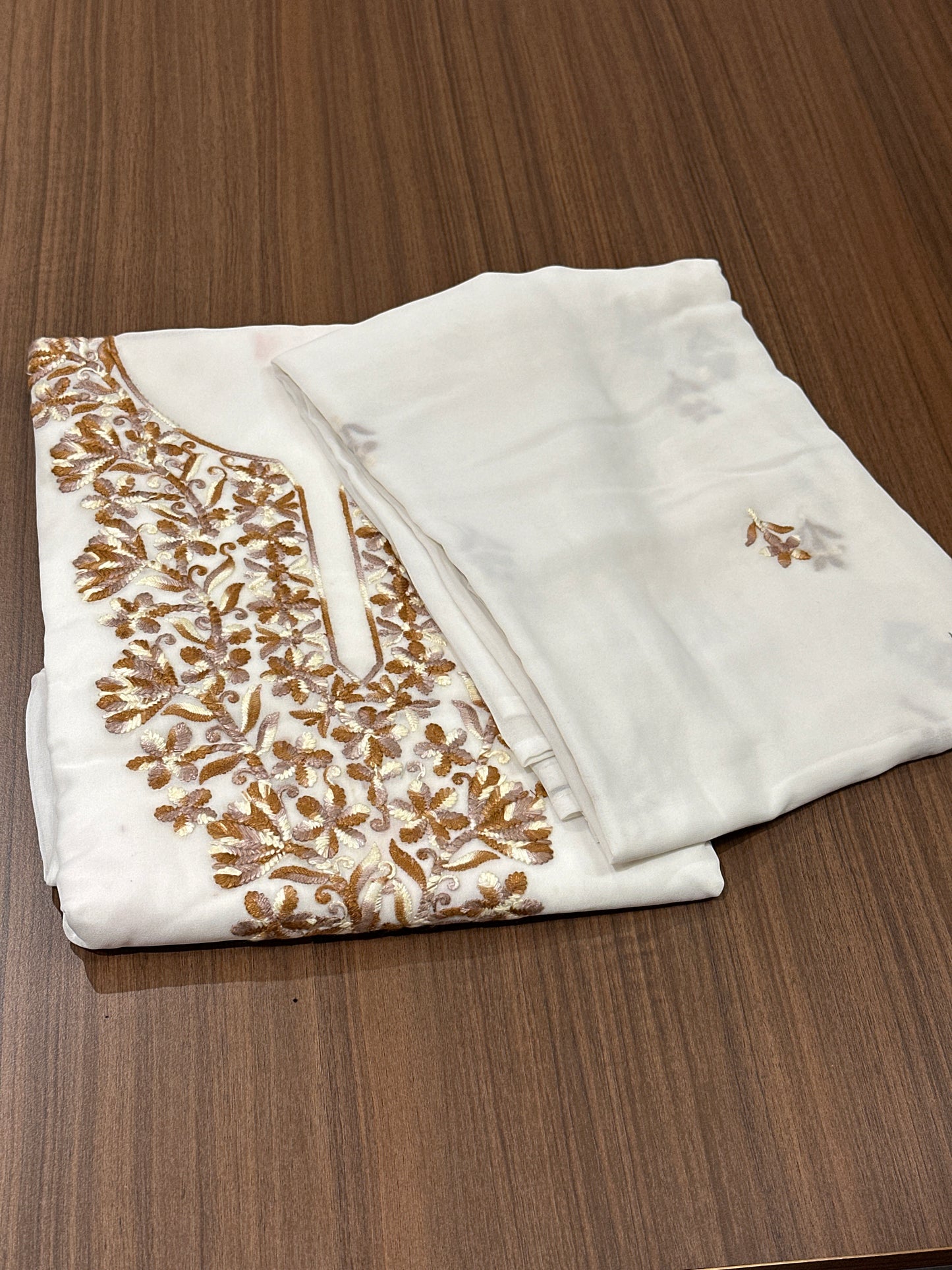 OFFER SALES UNSTITCHED SALWAR SUITS -  IHA 33853