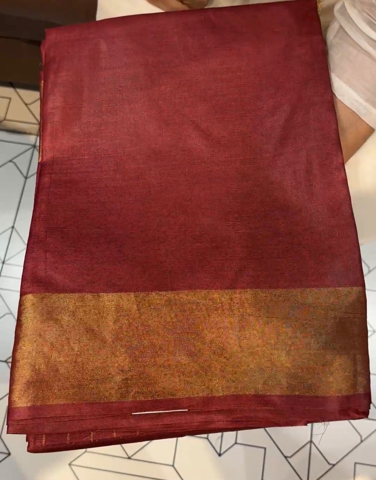 HANDLOOM TUSSUR SILK SAREES - IHA 31571