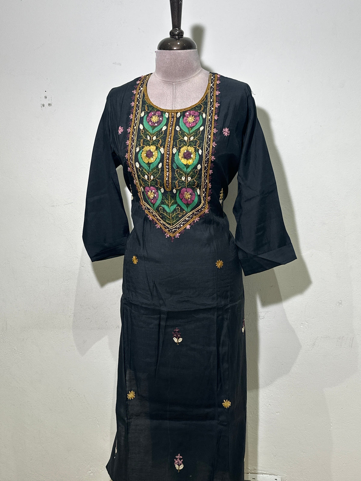OFFER SALES TOP AND  BOTTOM  -  IHA 35974