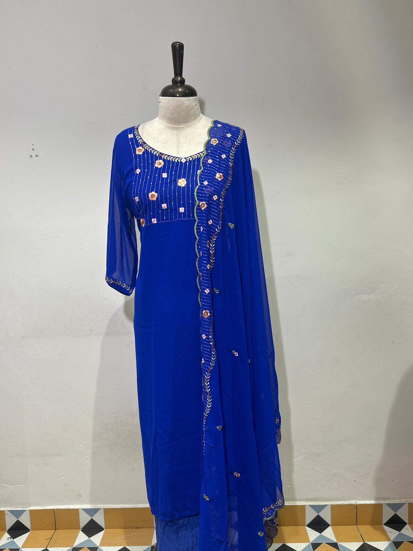 OFFER SALES TOP AND  BOTTOM  -  IHA 34334