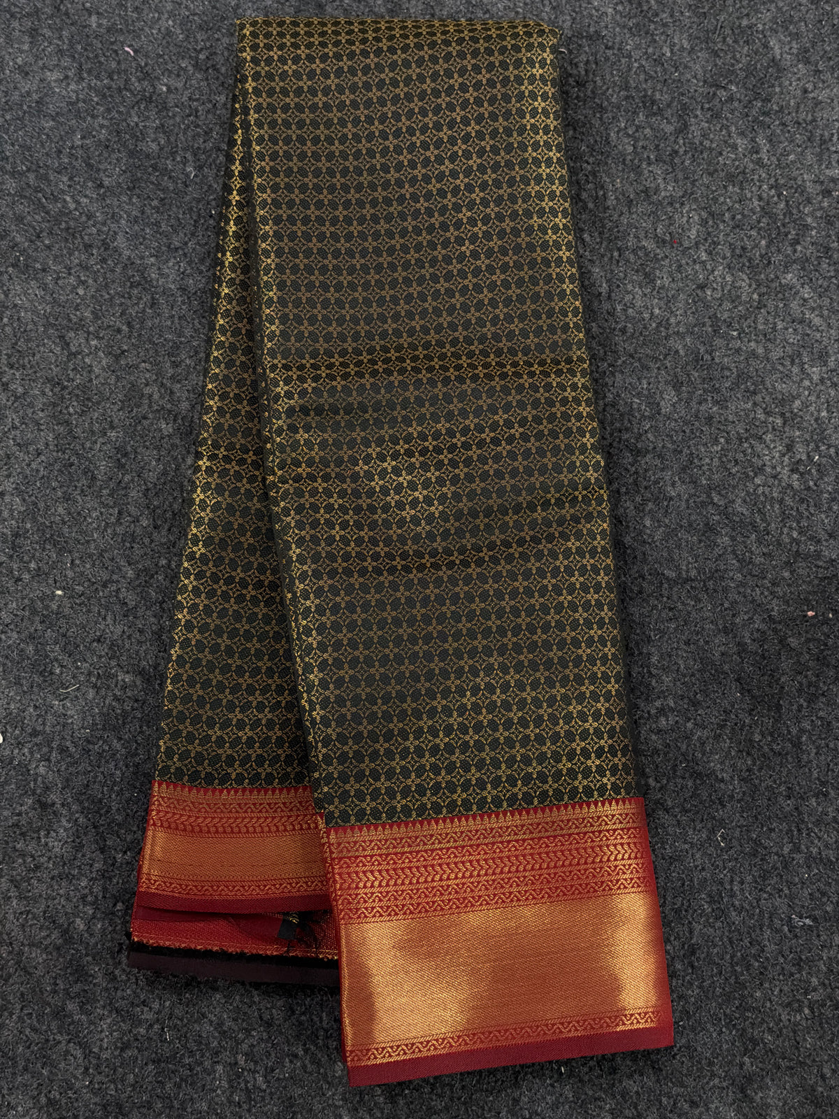 OFFER SALES SAREE -  IHA 35807