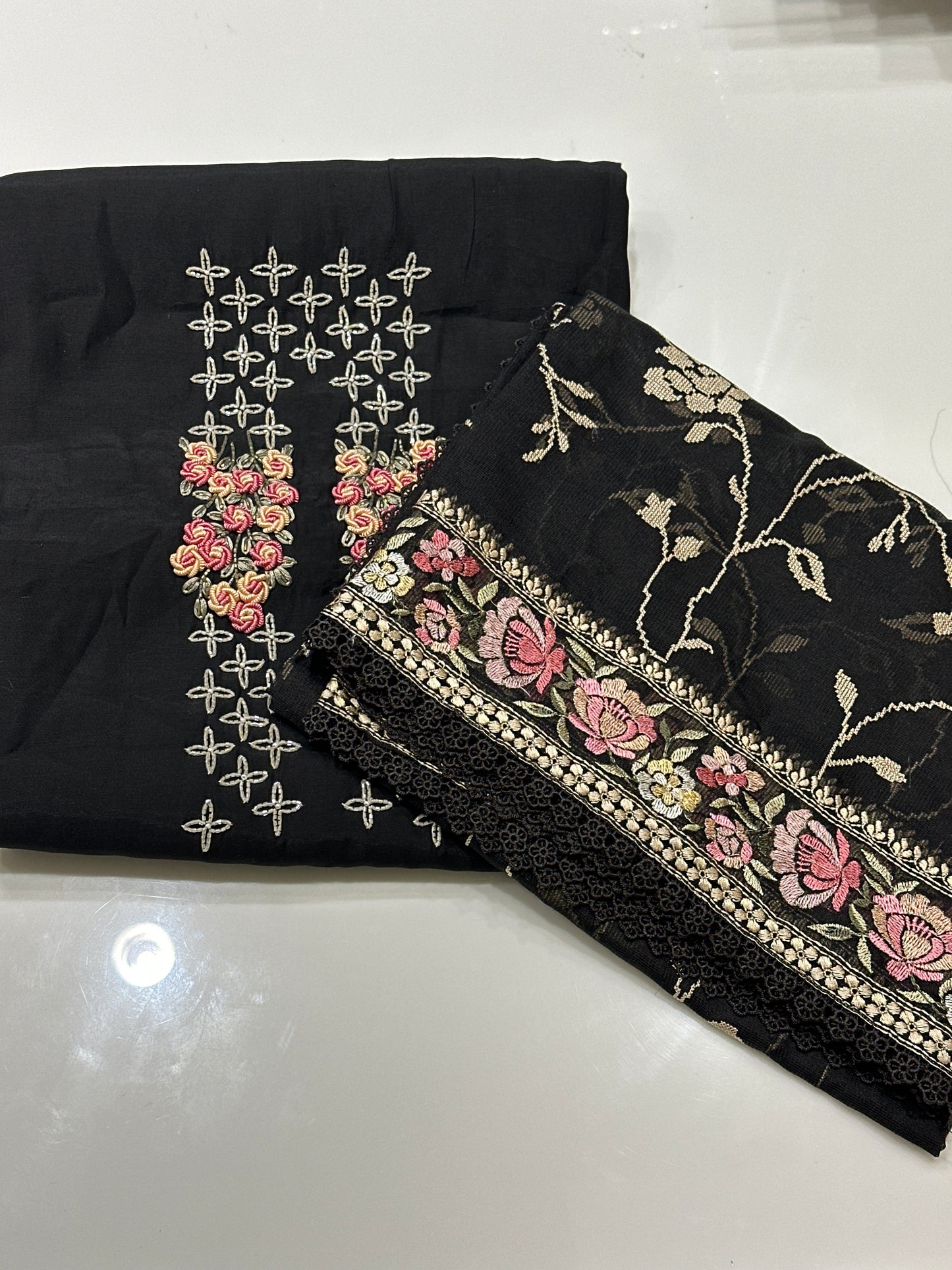 OFFER SALES UNSTITCHED SALWAR SUITS -  IHA 33704