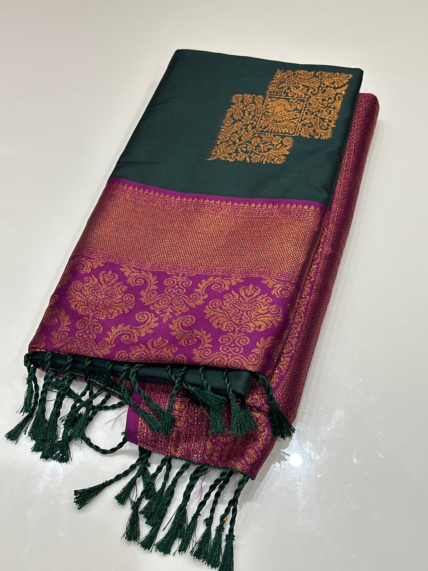 OFFER SALES SAREES - IHA 27171