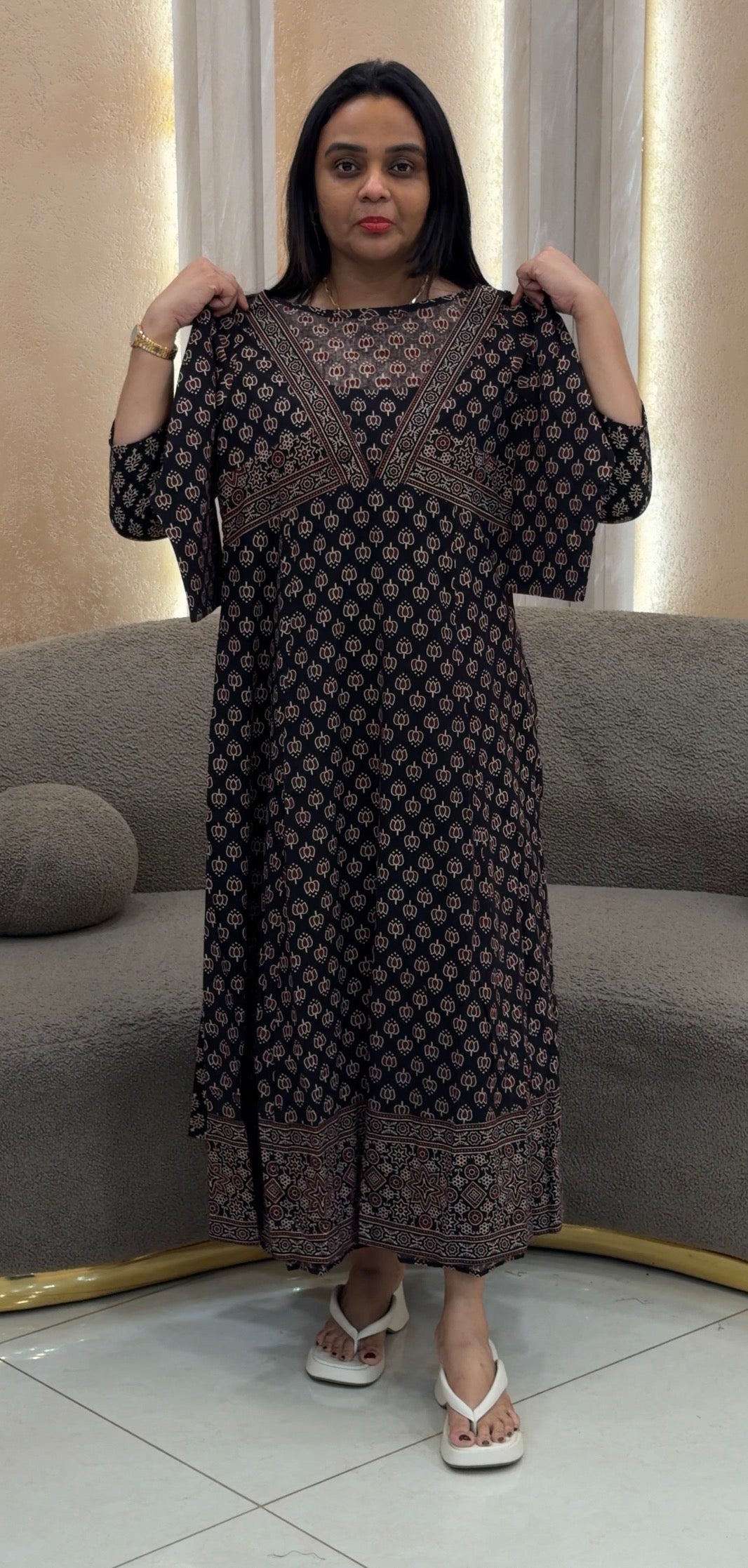 IHA'S IN-HOUSE PRINTED ALINE TOPS - IHA 32487