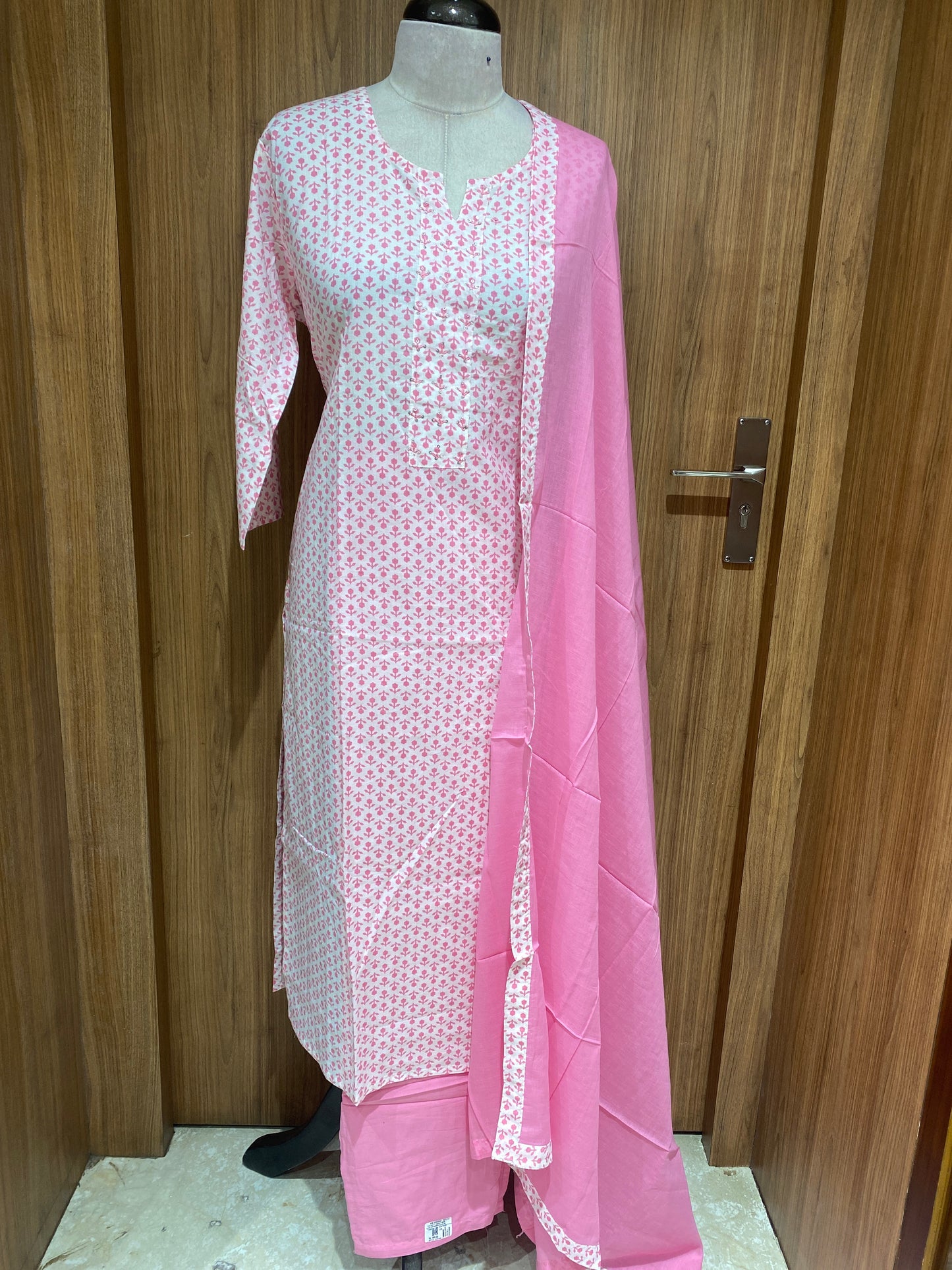 OFFER SALES TOP AND BOTTOM - IHA 27057