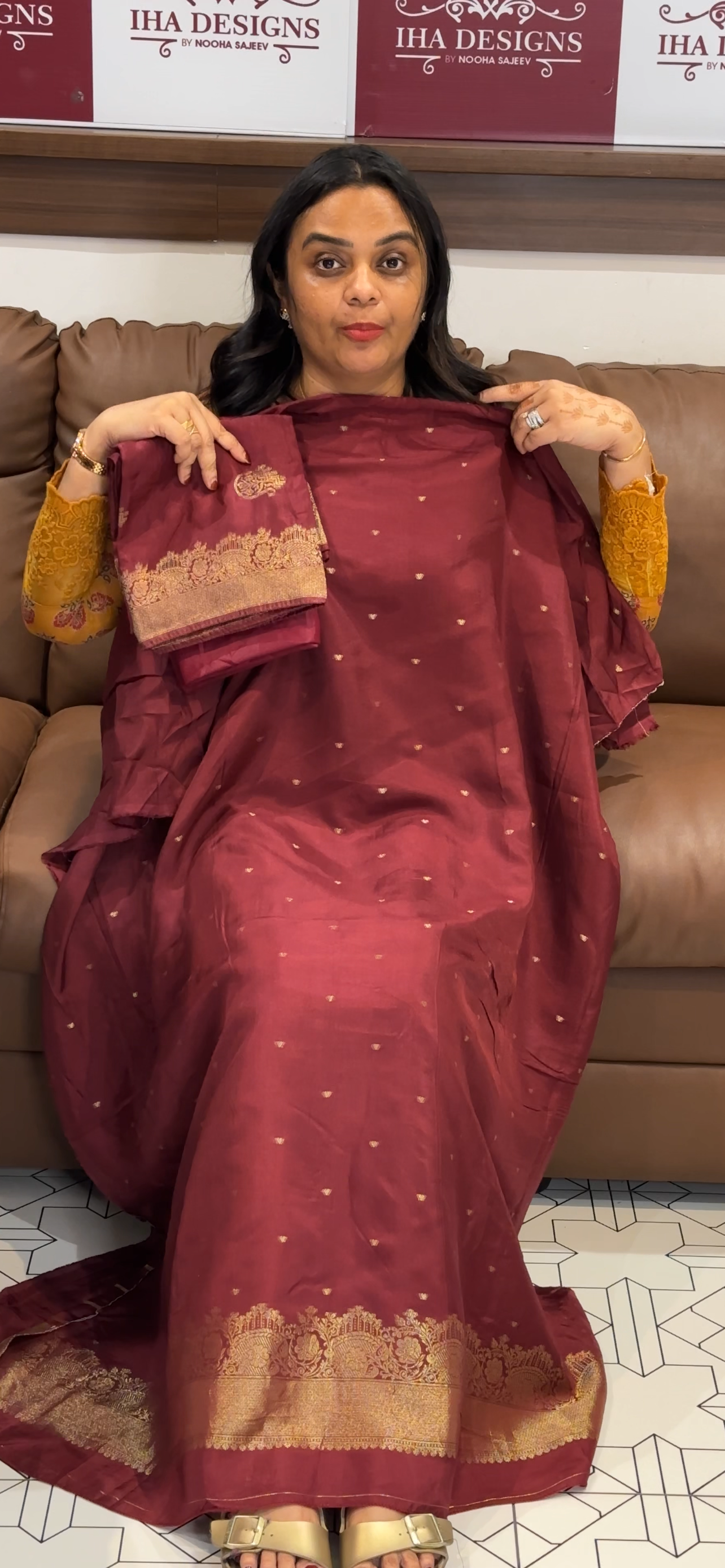 VISCOSE DOLA BANARASI UNSTITCHED SALWAR SUITS - IHA 32416