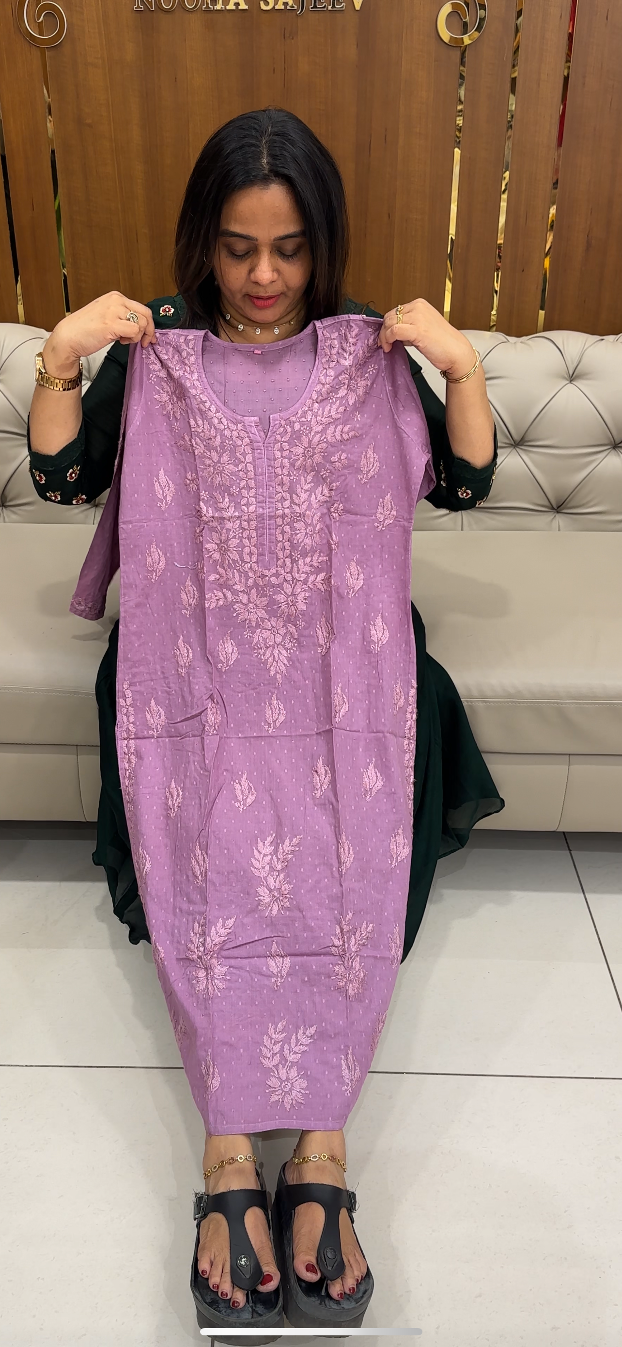 COTTON CHIKANKARI TOPS - IHA 28582