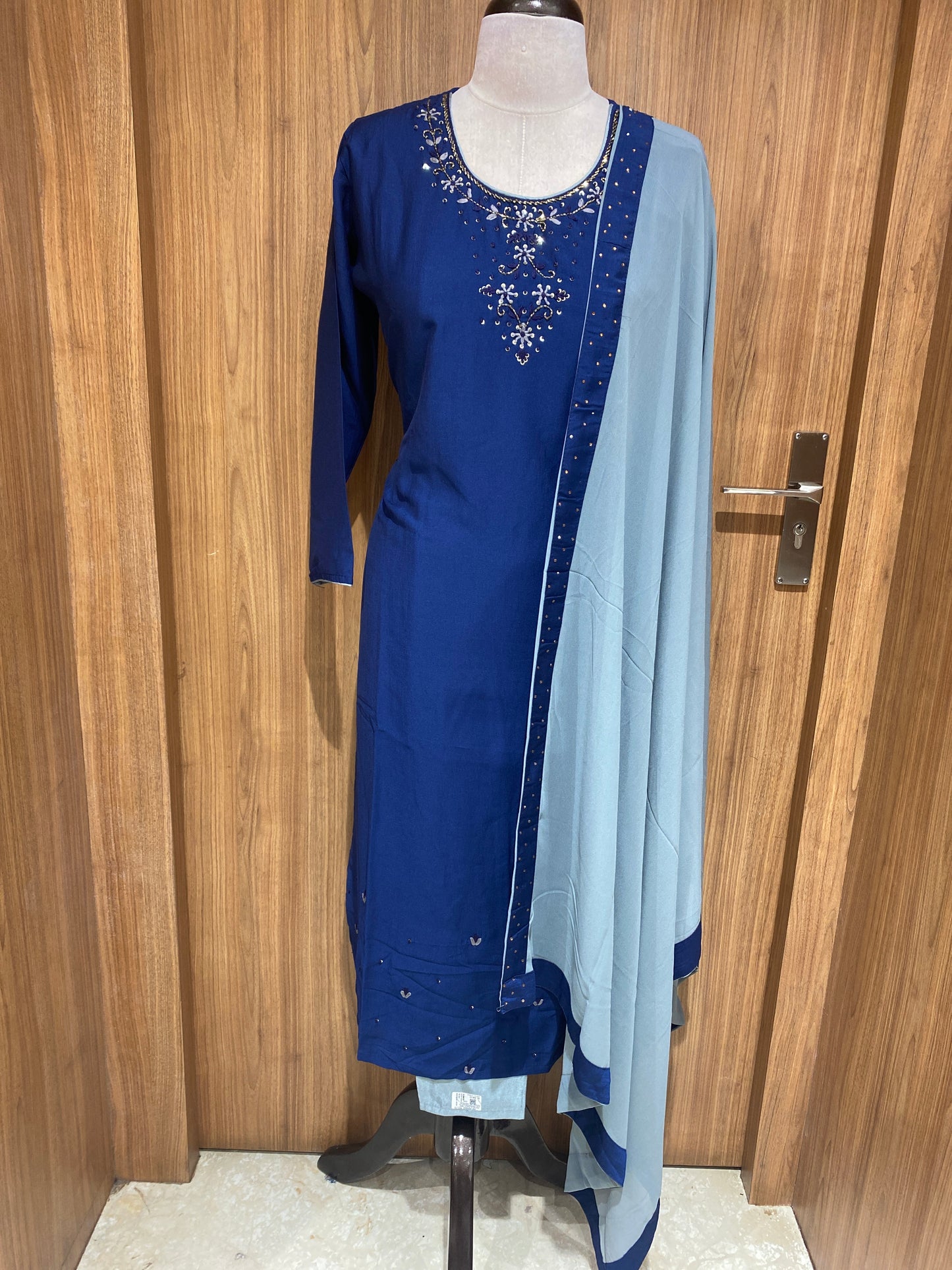 OFFER SALES TOP AND BOTTOM - IHA 27066