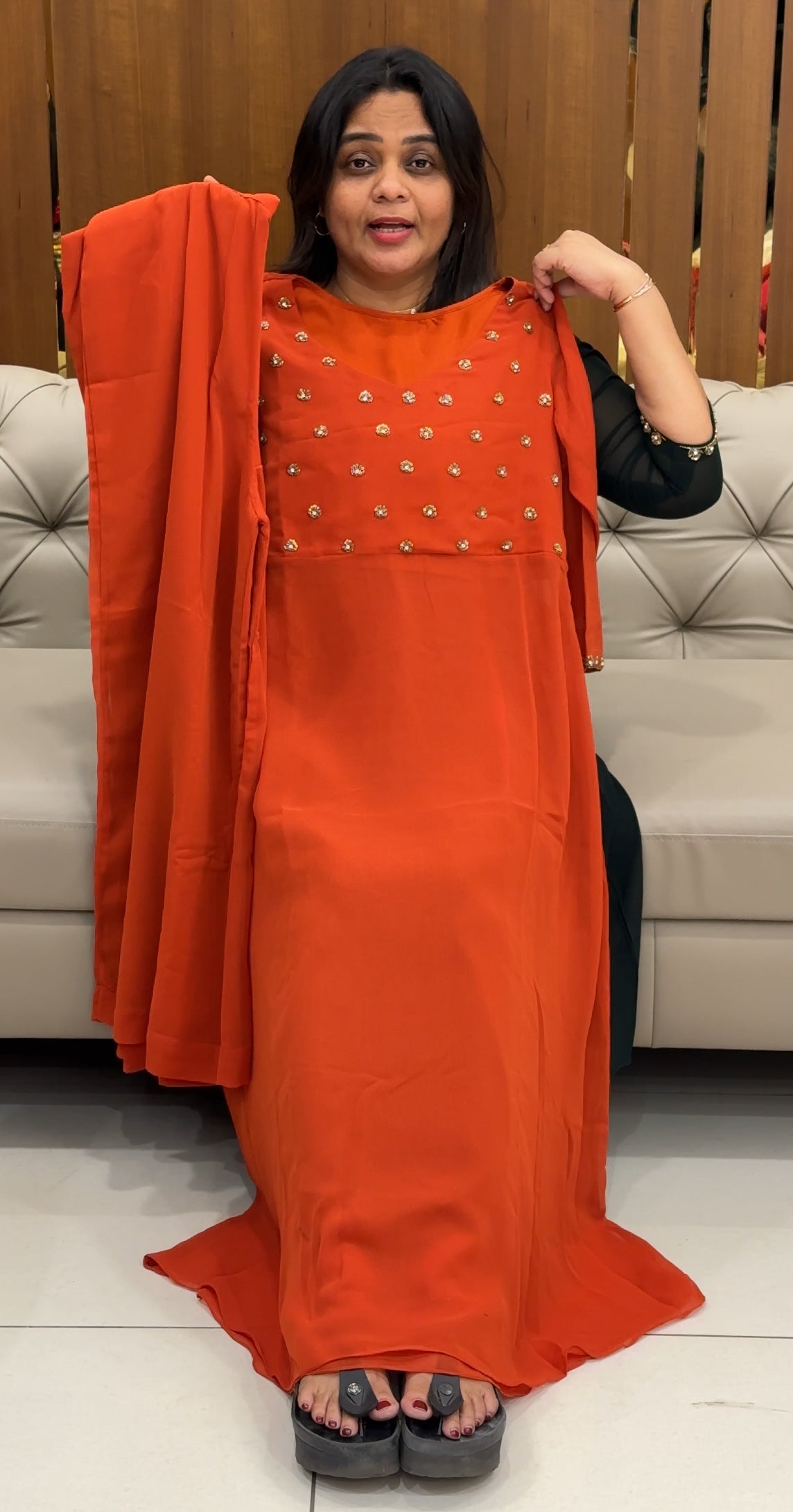 IHA'S IN-HOUSE TOP AND BOTTOM  - IHA 28378