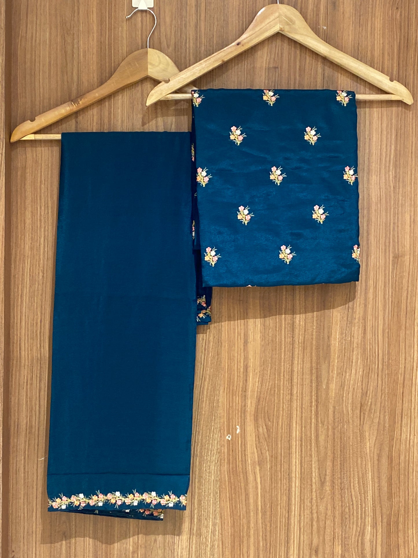 OFFER SALES UNSTITCHED SALWAR SUITS - IHA 26991