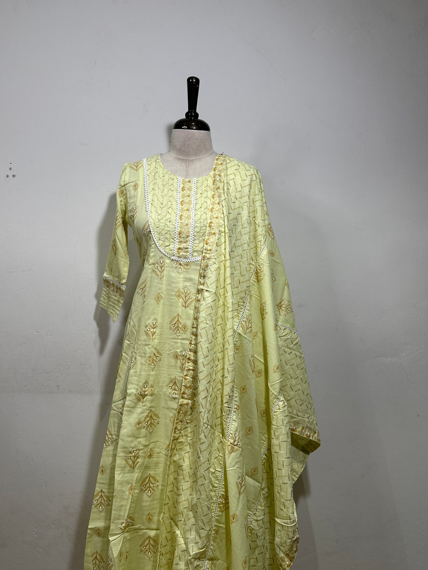 OFFER SALES TOP AND  BOTTOM  -  IHA 34424