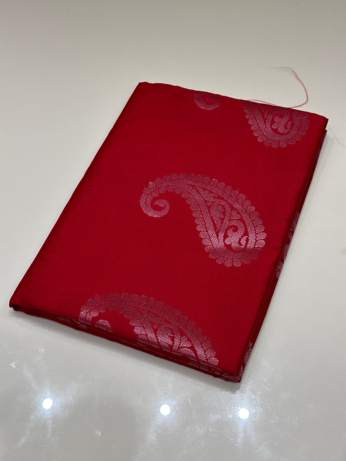 OFFER SALES SAREES - IHA 27182
