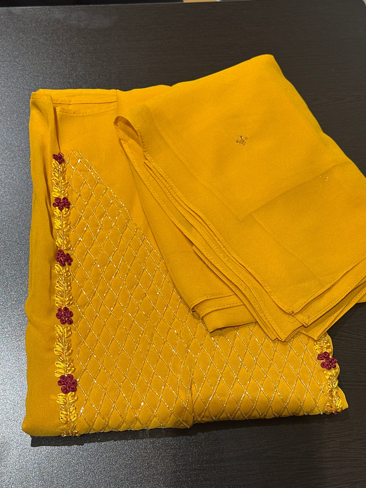 OFFER SALES UNSTITCHED SALWAR SUITS -  IHA 34081