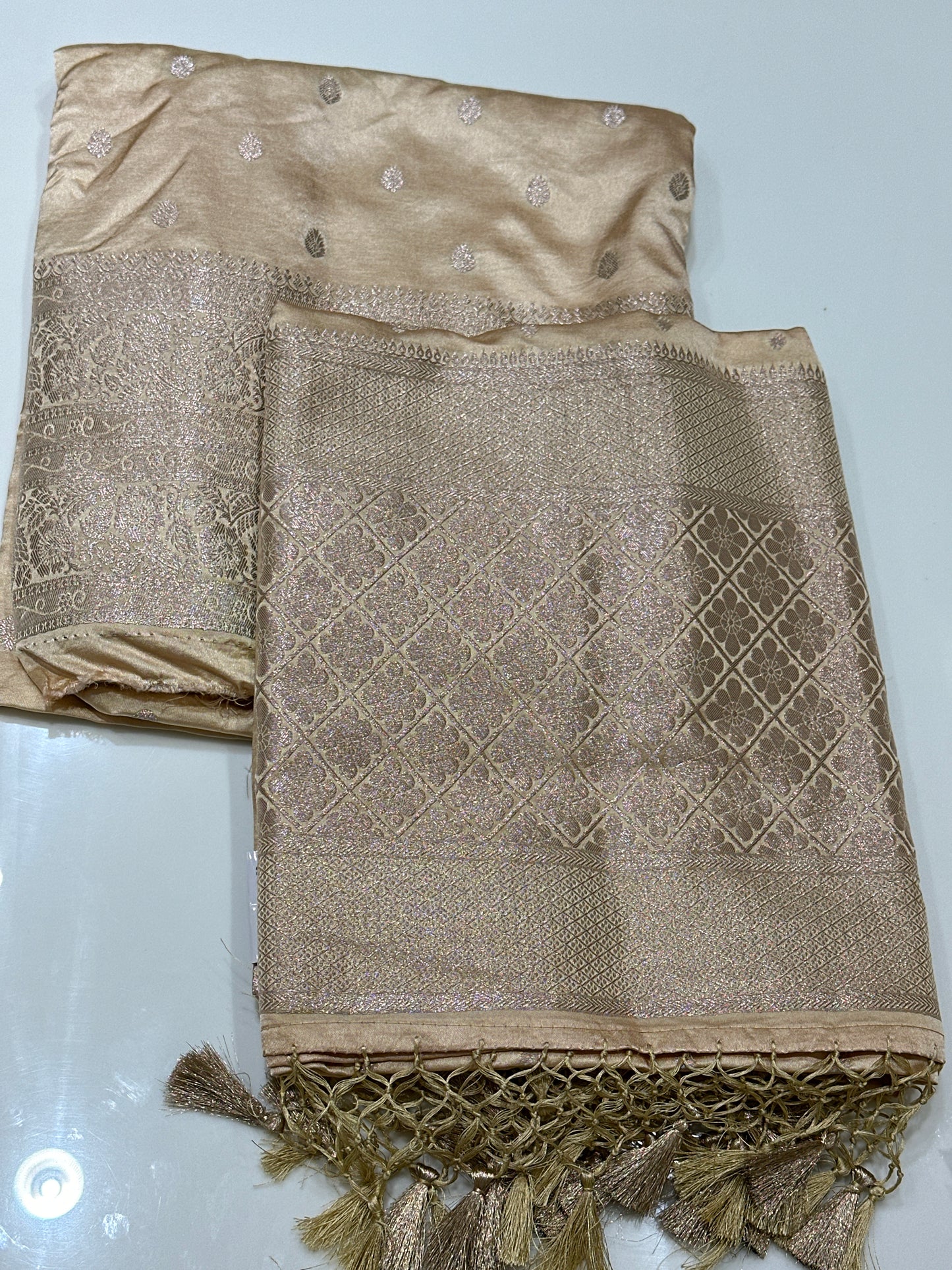 OFFER SALES UNSTITCHED SALWAR SUITS -  IHA 33532