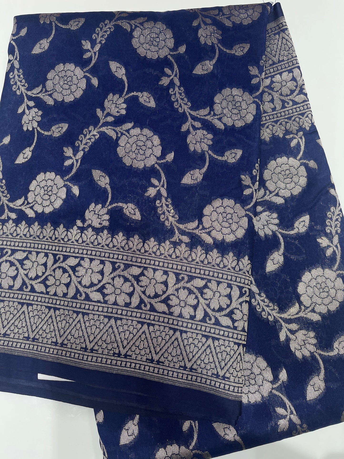 OFFER SALES SAREES -  IHA 34228