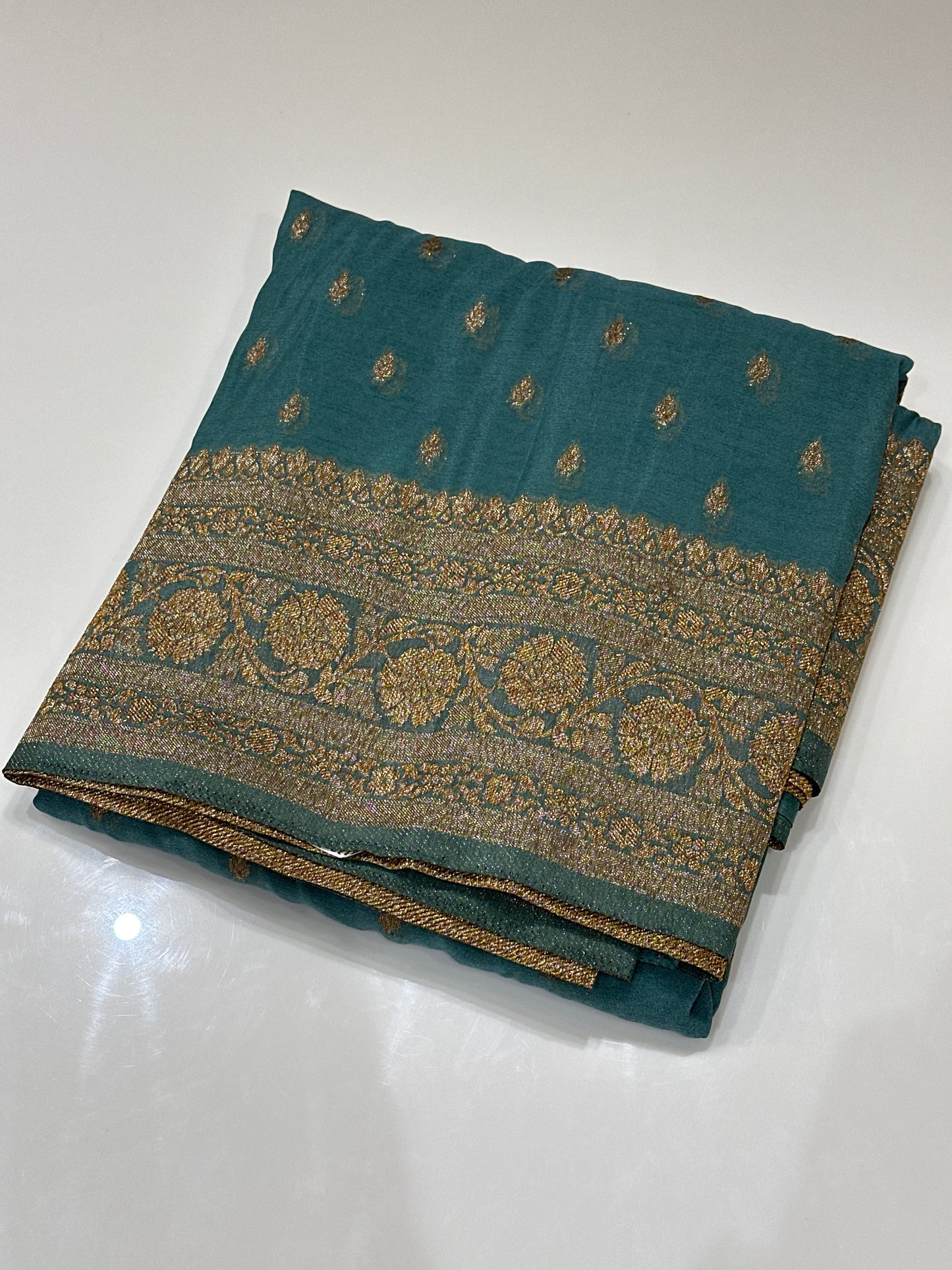 OFFER SALES SAREES - IHA 27131