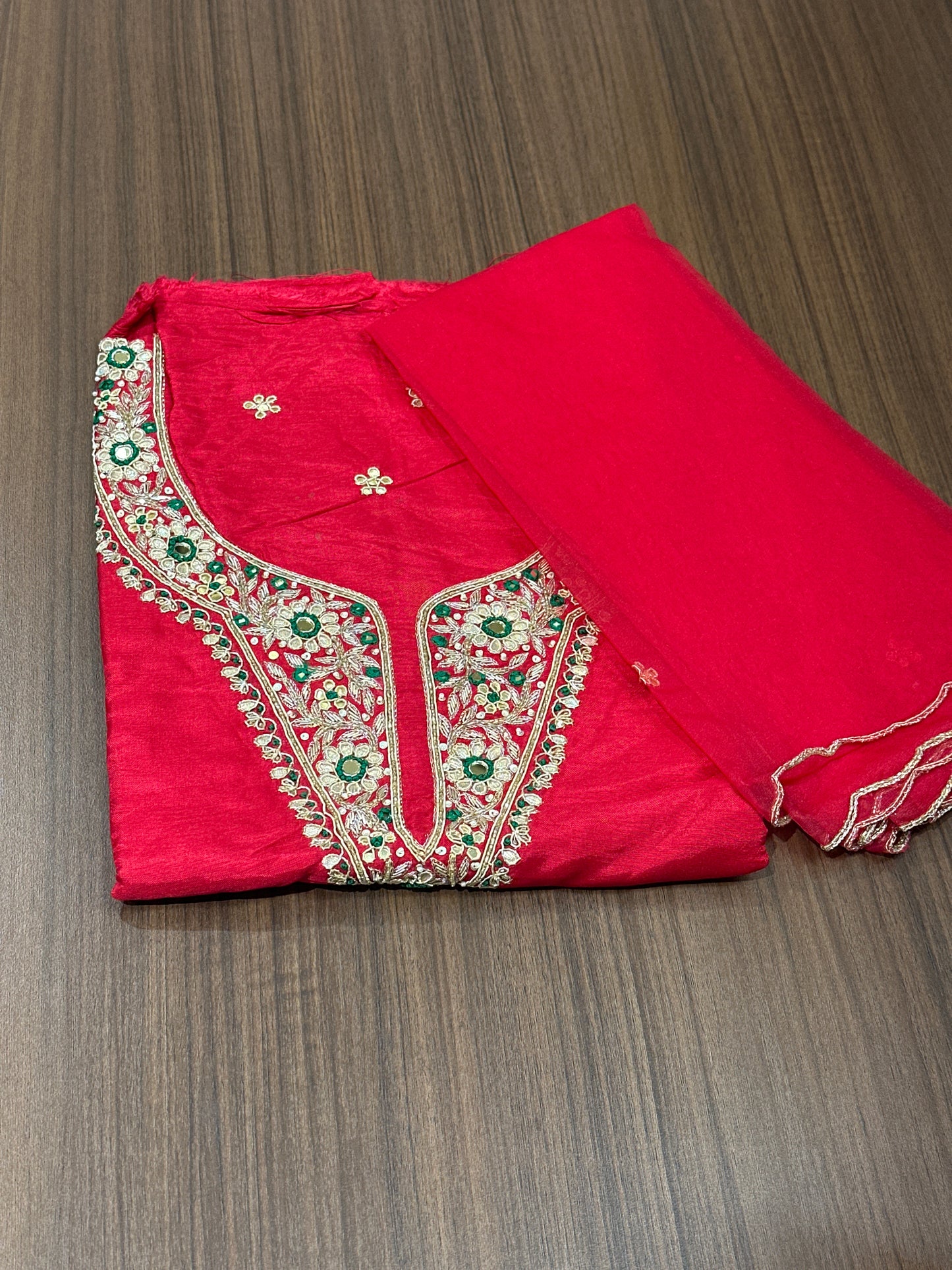 OFFER SALES UNSTITCHED SALWAR SUITS -  IHA 33862