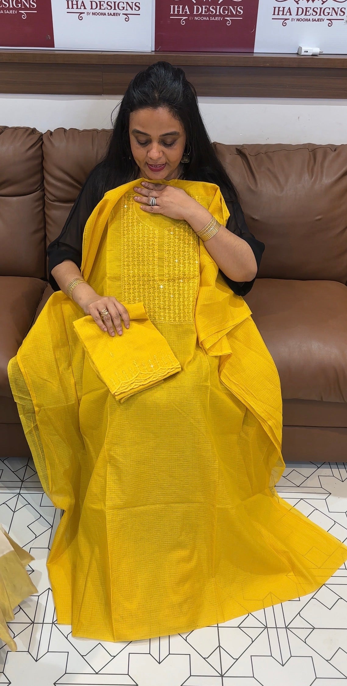 OFFER SALES UNSTITCHED SALWAR SUITS - IHA 35016