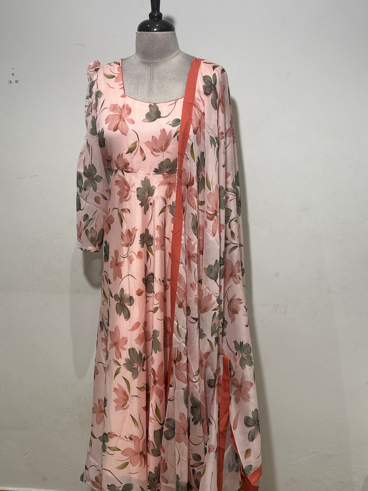 OFFER SALES TOP'S -  IHA 35680