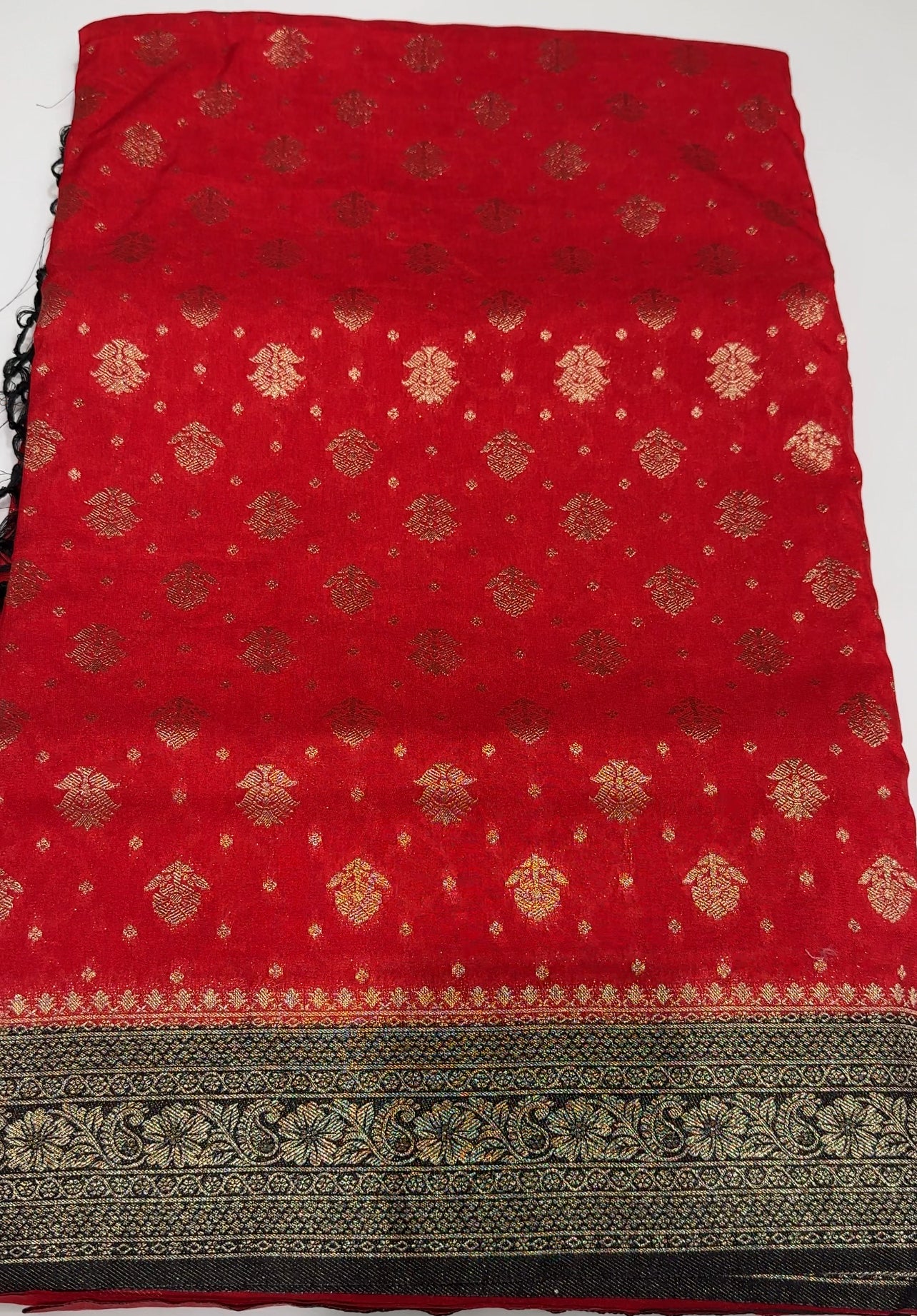 SEMI BANARASI SAREES - IHA 27143