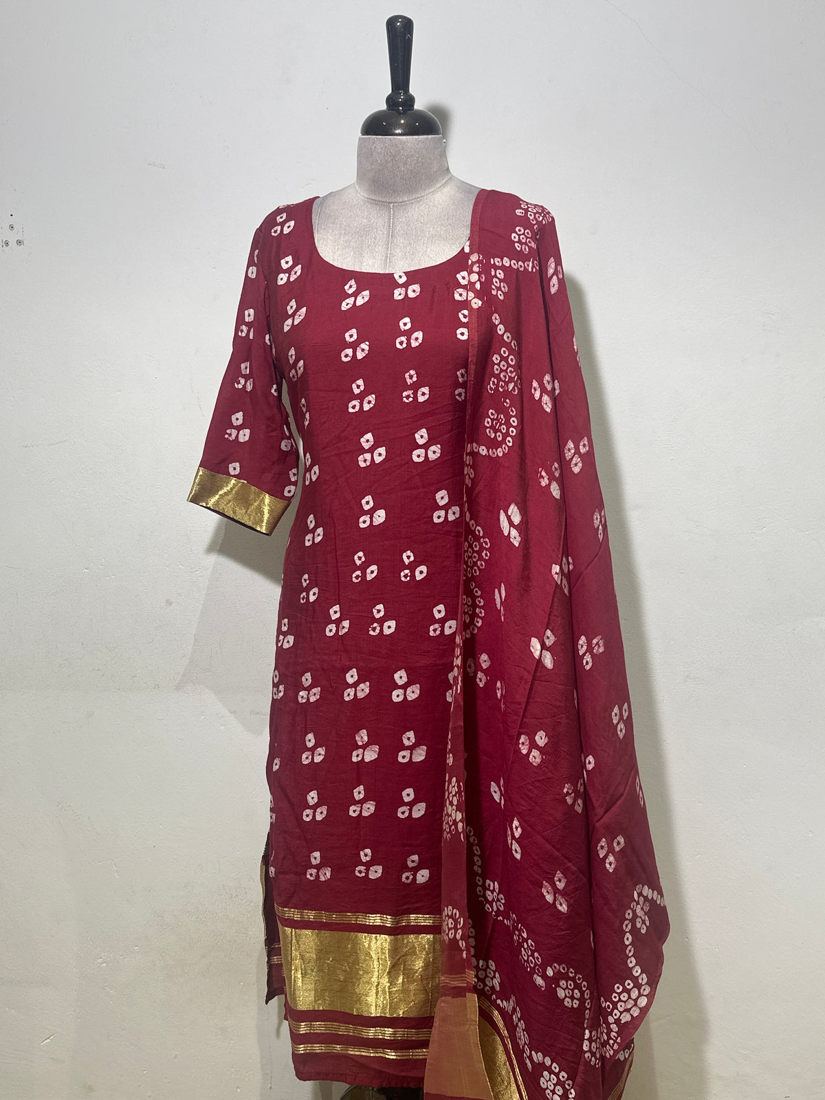 OFFER SALES TOP'S -  IHA 35712
