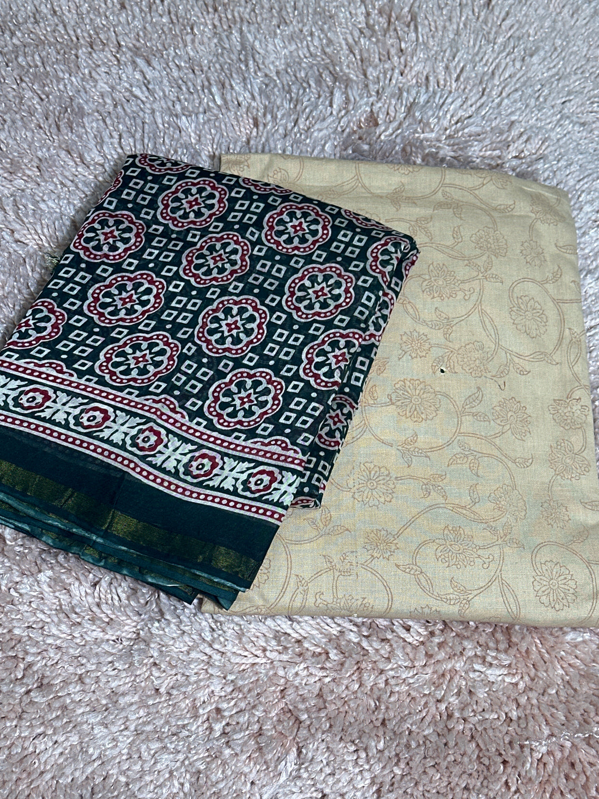 OFFER SALES UNSTITCHED SALWAR SUITS -  IHA 36053