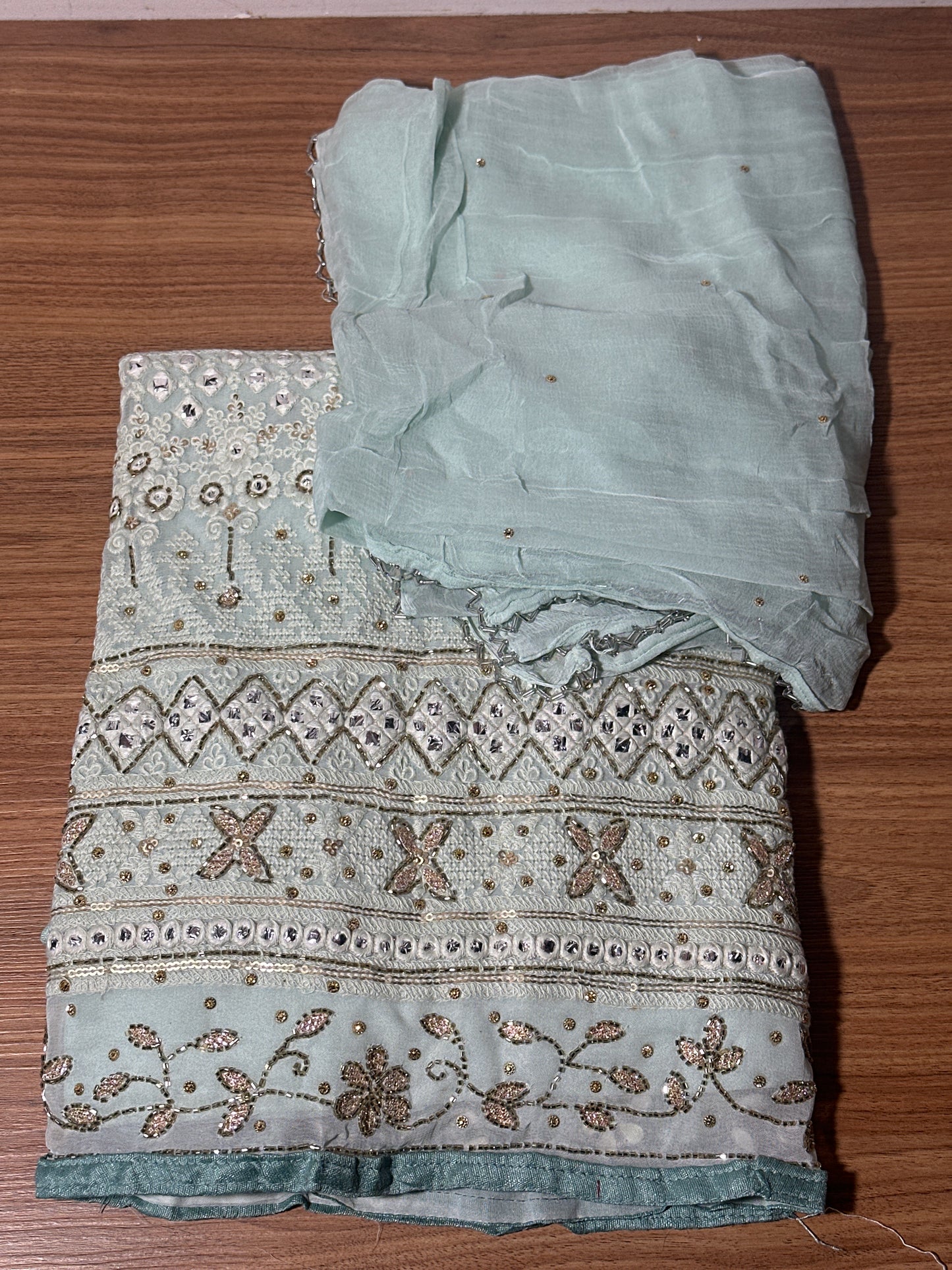 OFFER SALES UNSTITCHED SALWAR SUITS -  IHA 33613
