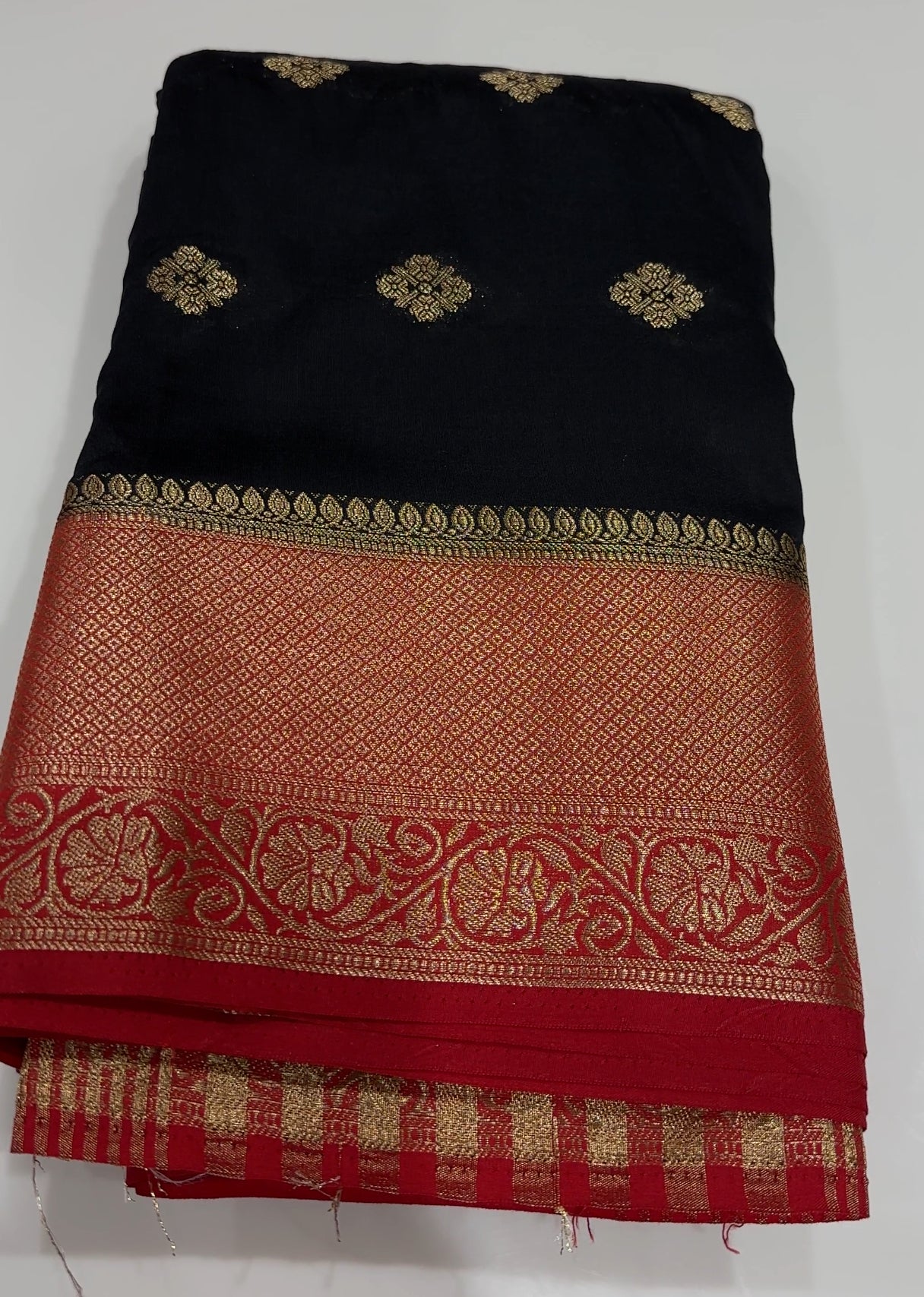 SEMI BANARASI SAREES - IHA 17482