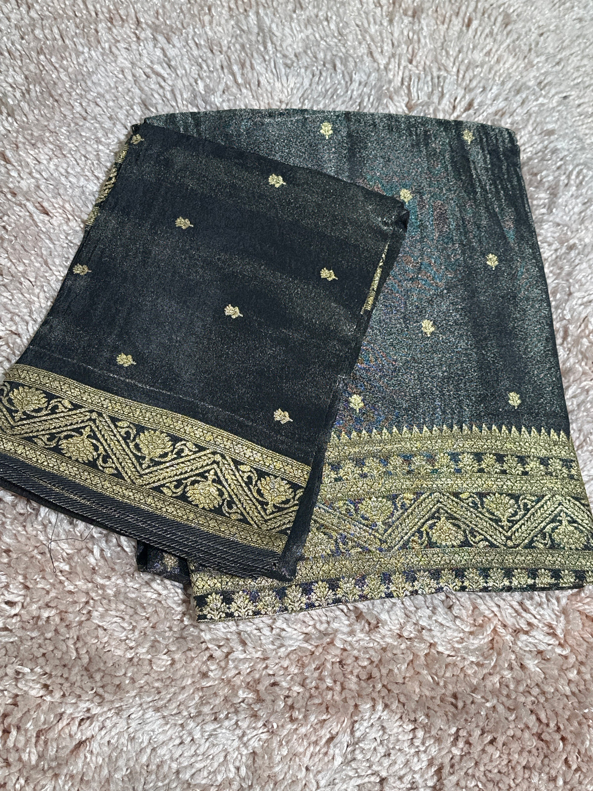 OFFER SALES UNSTITCHED SALWAR SUITS -  IHA 36053