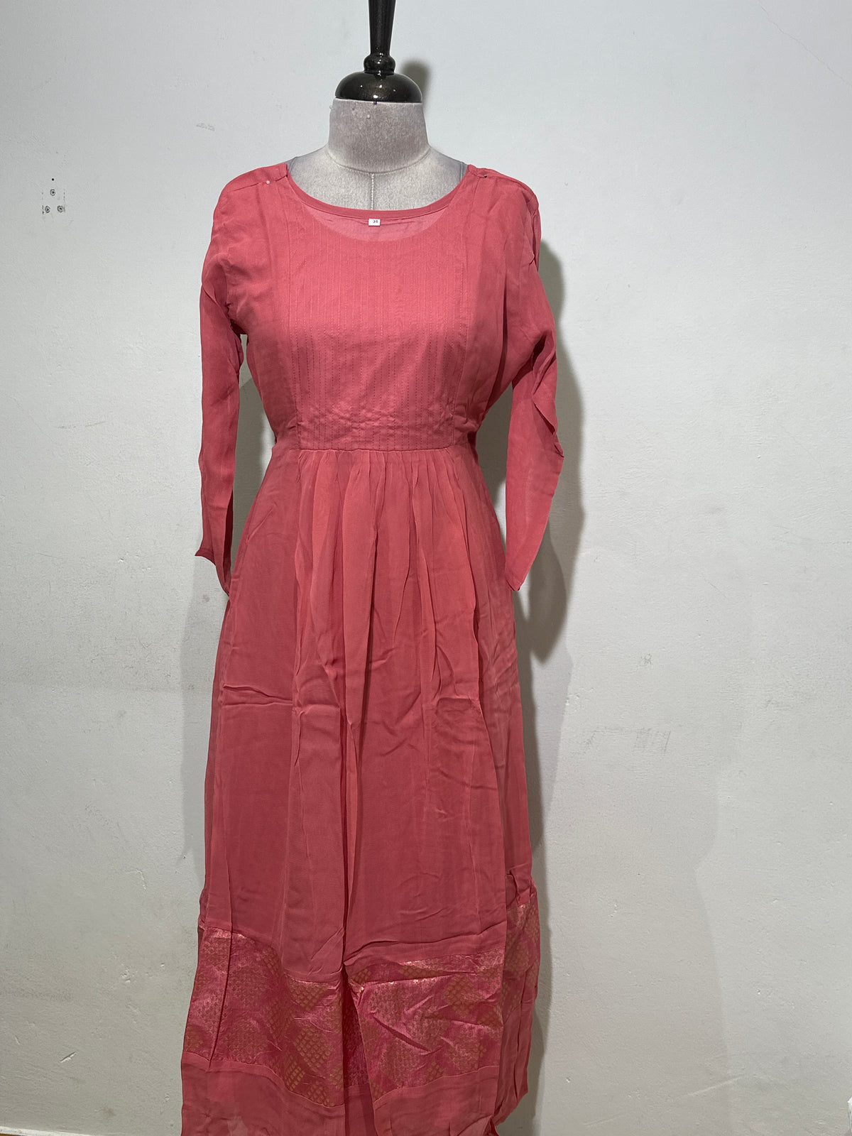 OFFER SALES TOP'S -  IHA 35680