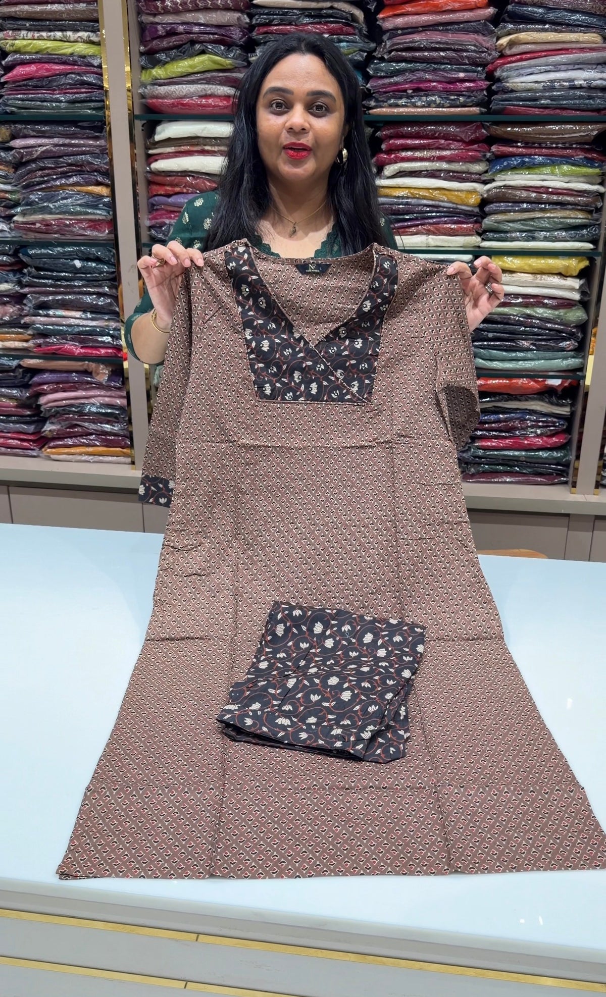 OFFER SALES READY TO WEAR SETS - IHA 35344